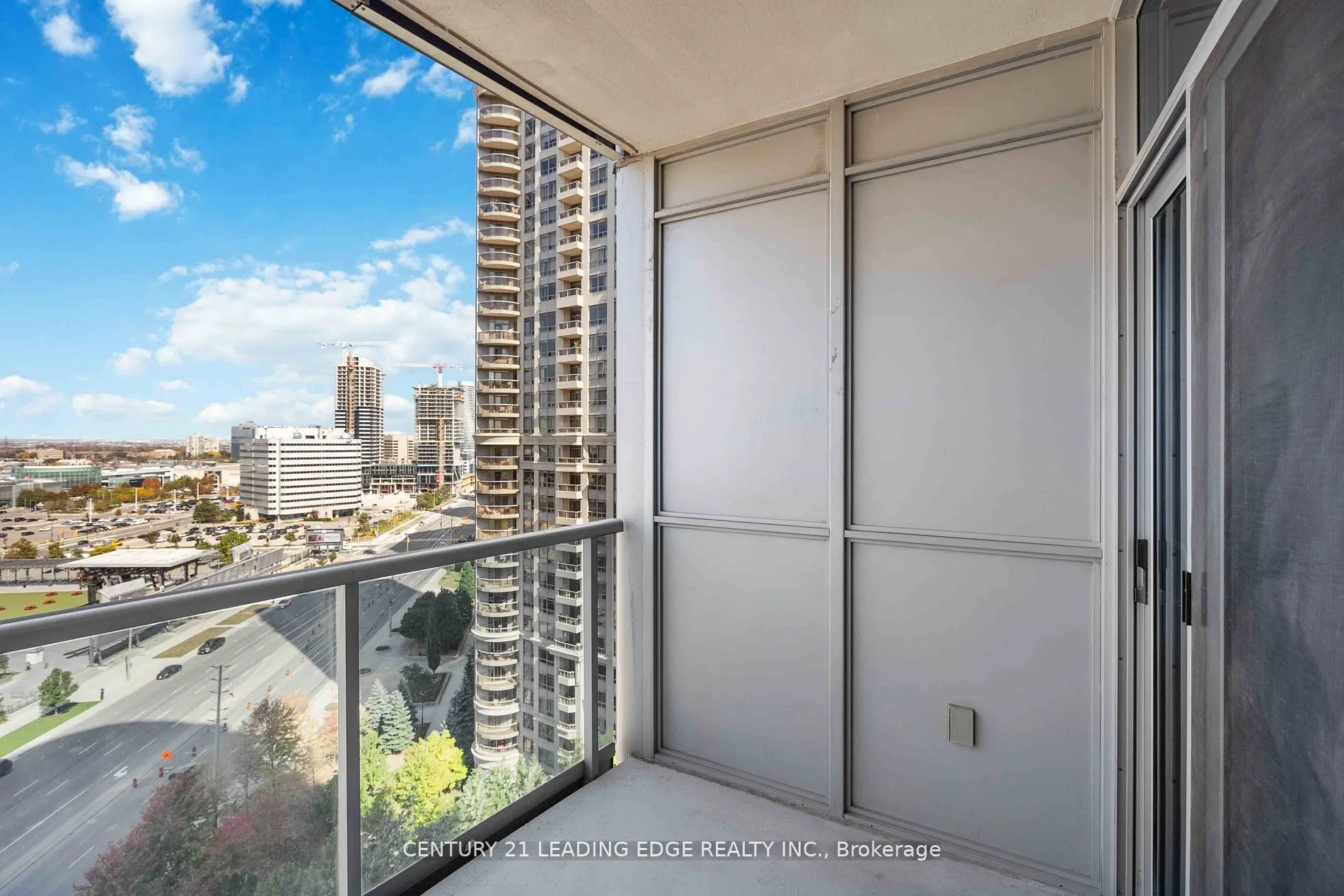 330 BURNHAMTHORPE Road W, #1506