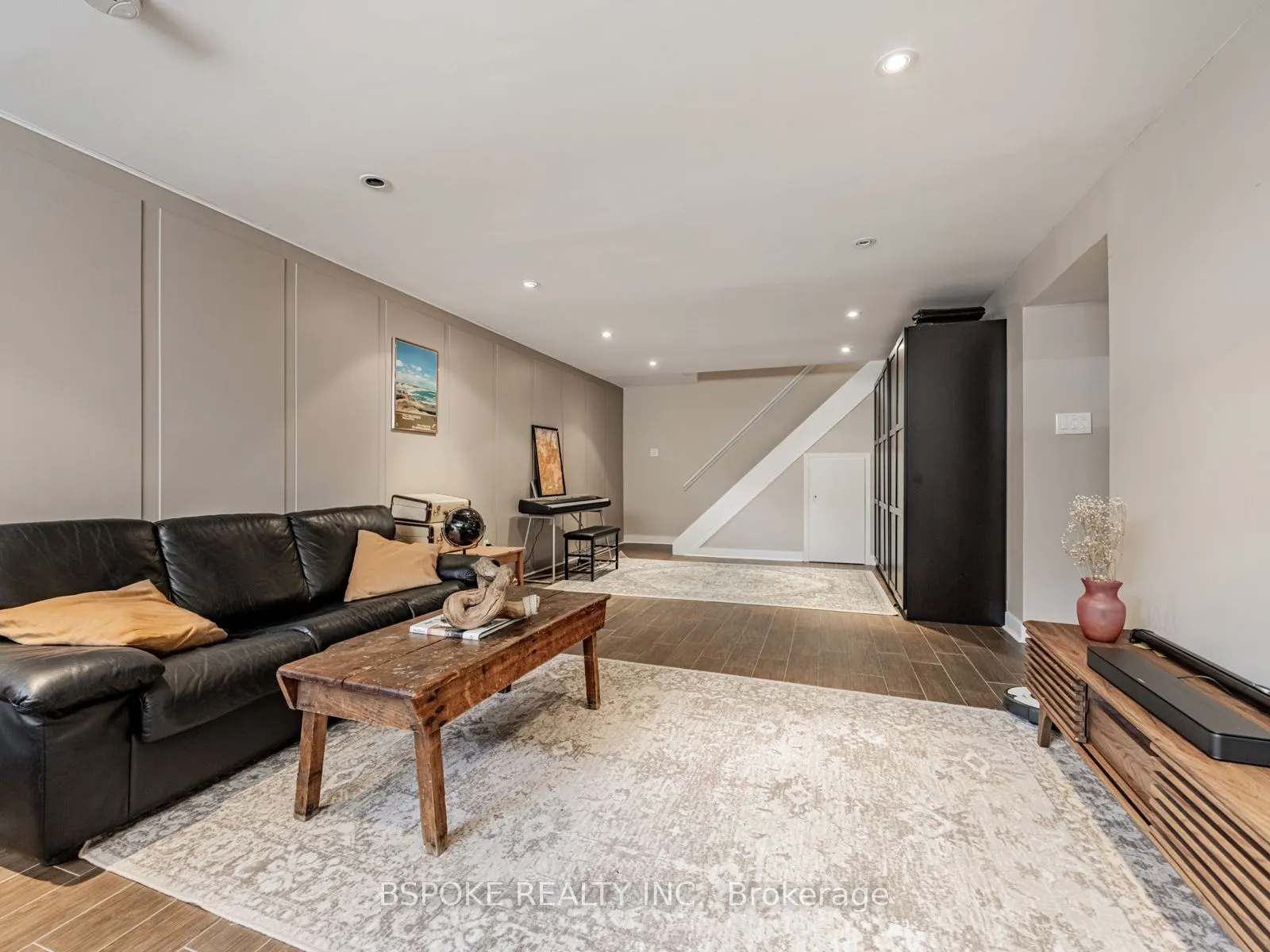 2254 Denise Road