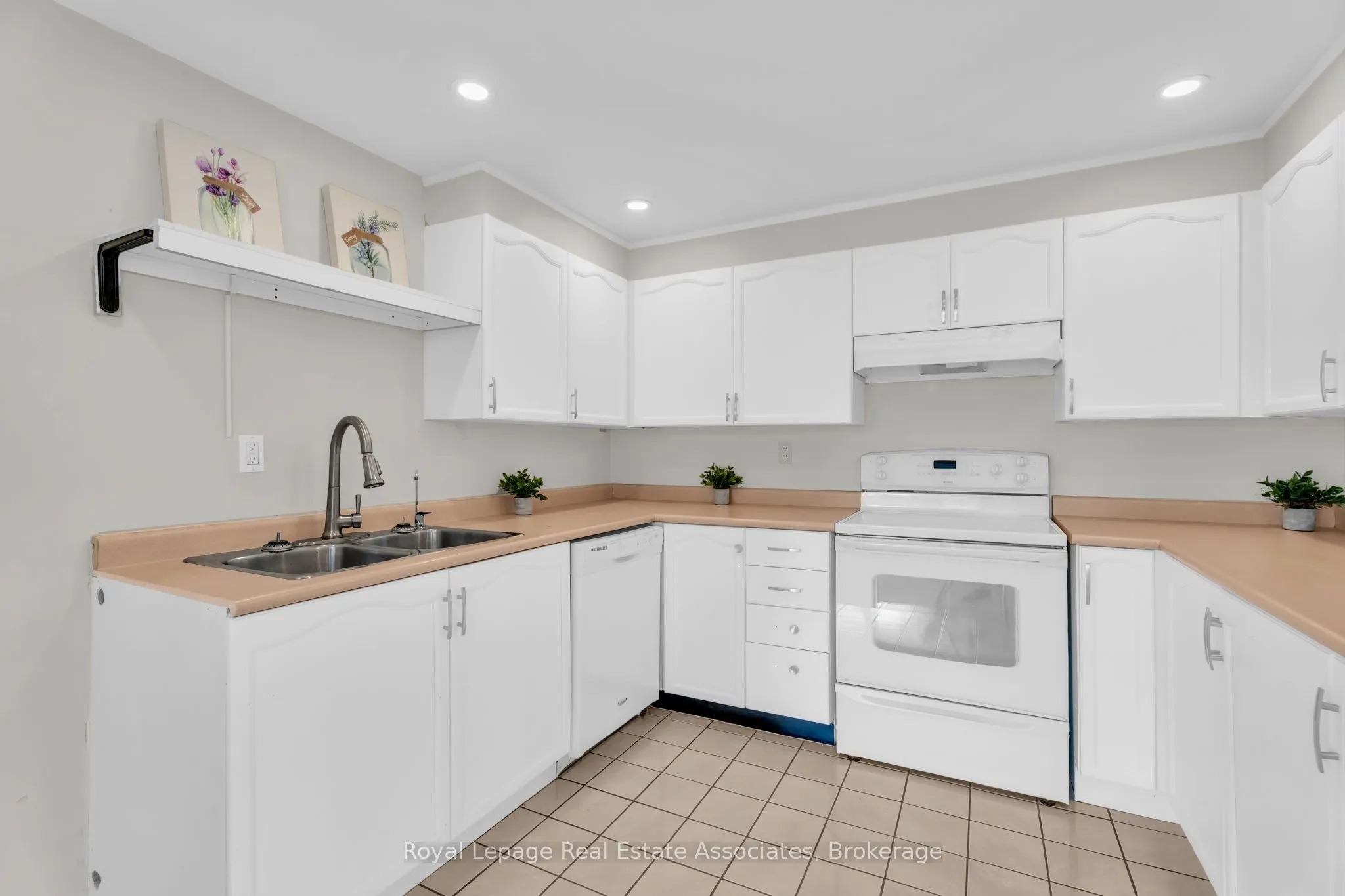 26 Hall Road, #110