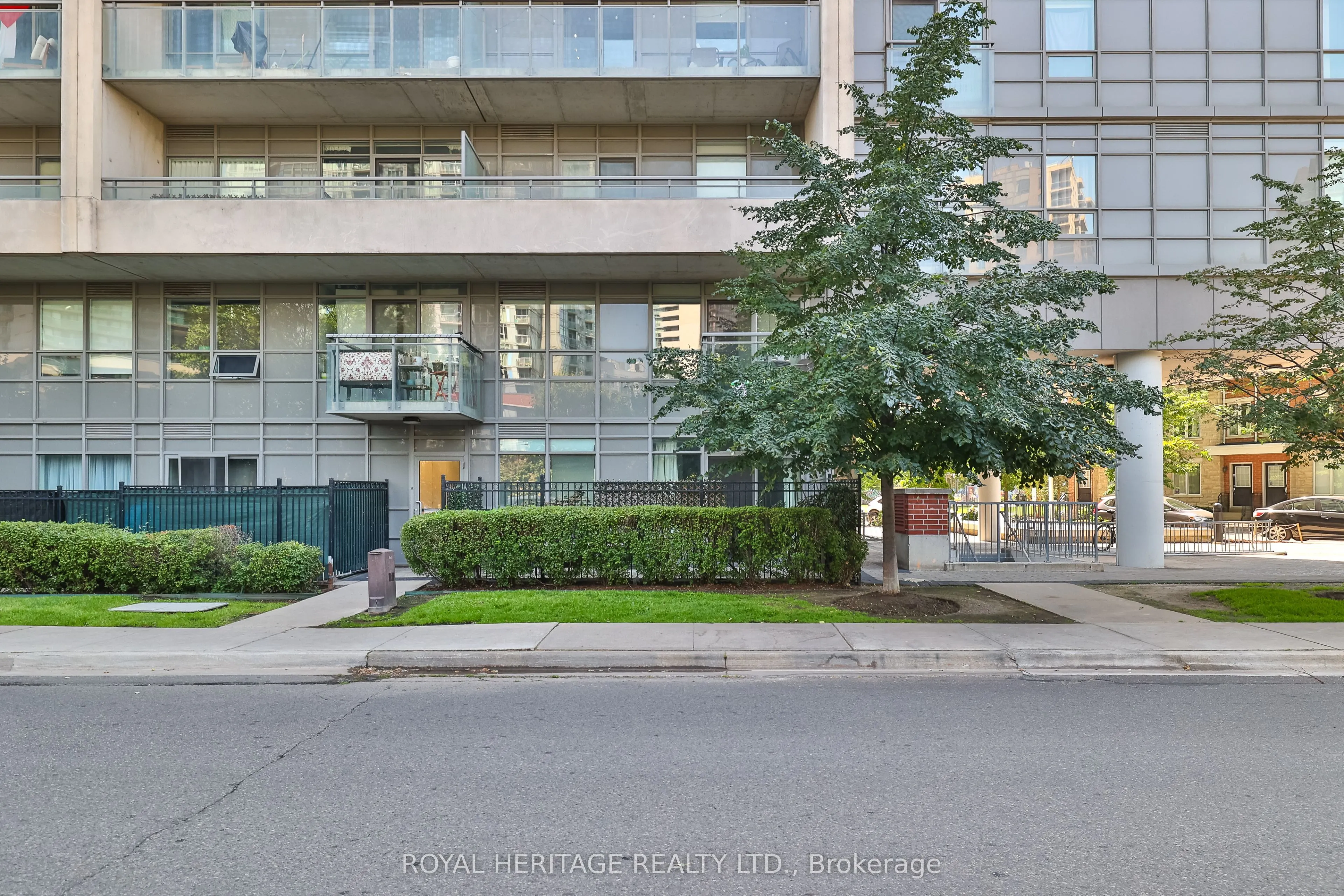 38 Joe Shuster Way, #104