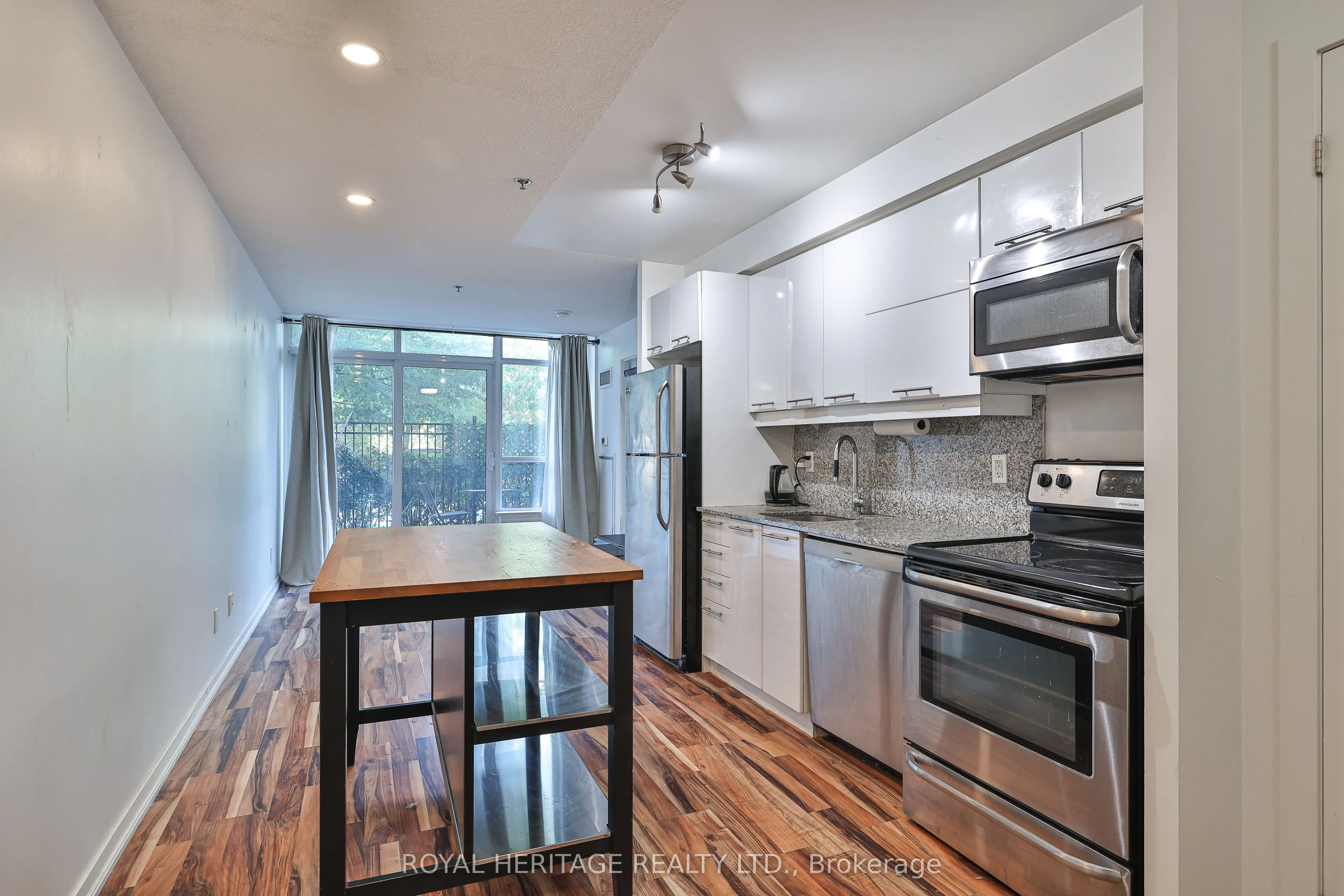 38 Joe Shuster Way, #104