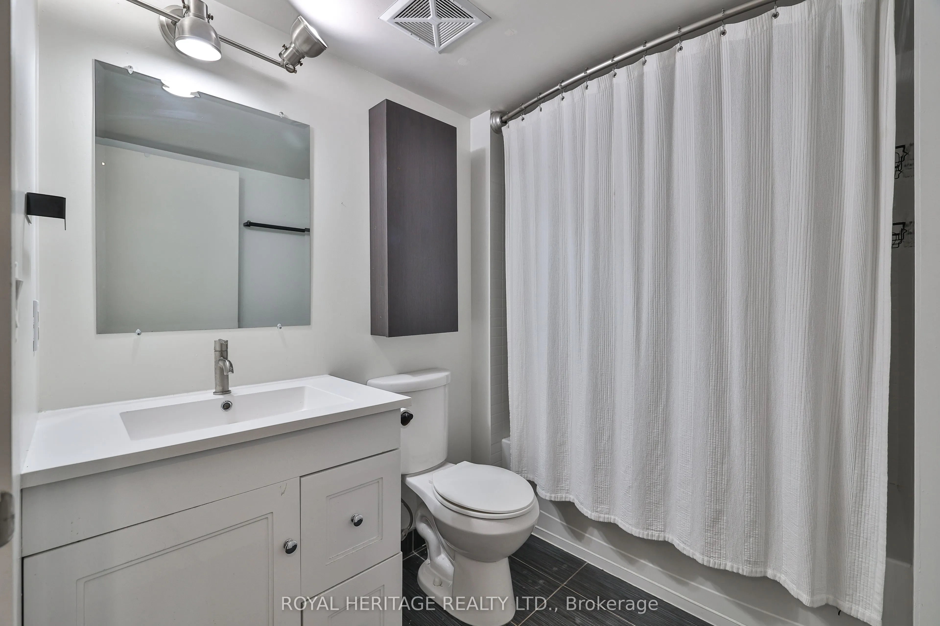 38 Joe Shuster Way, #104