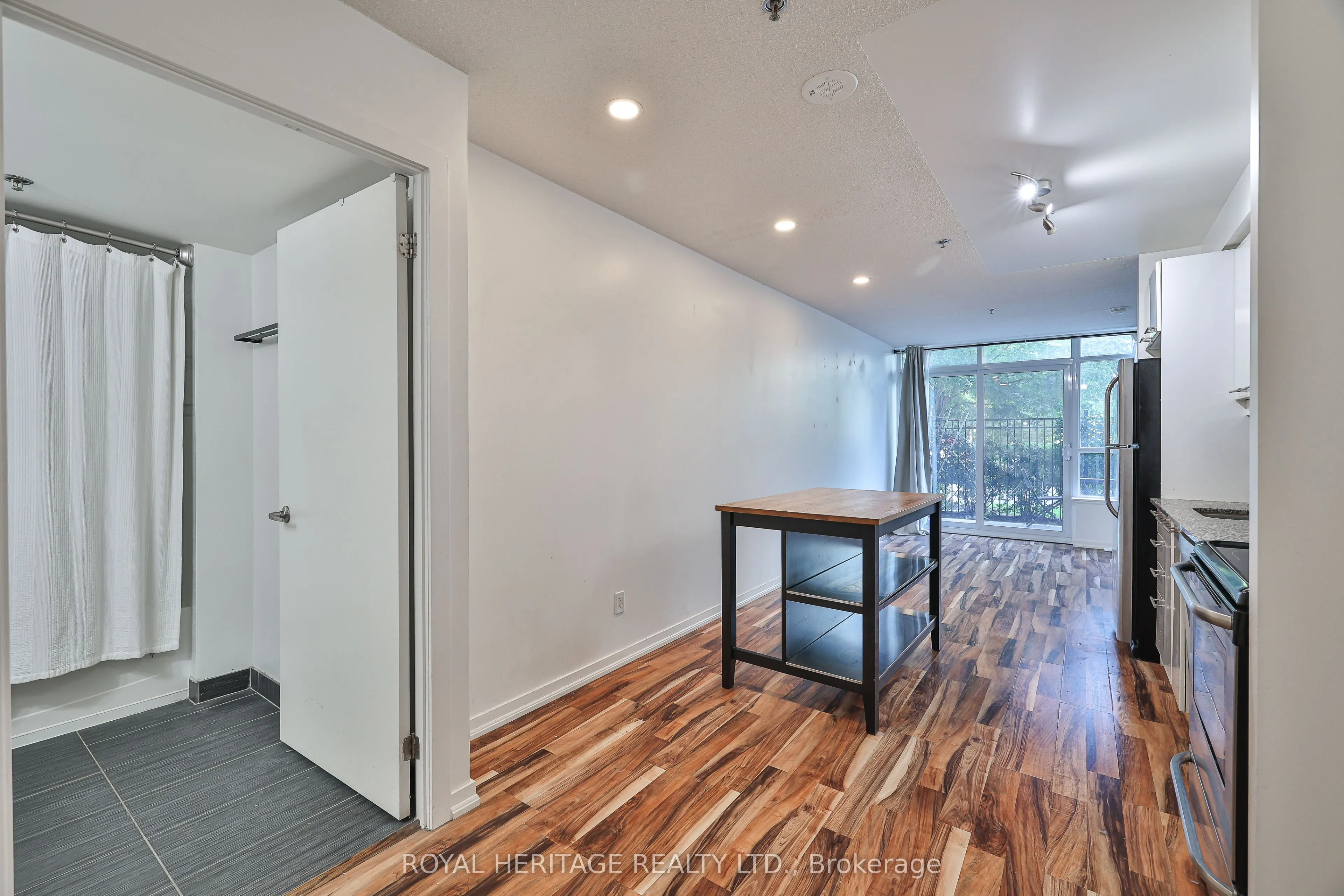 38 Joe Shuster Way, #104