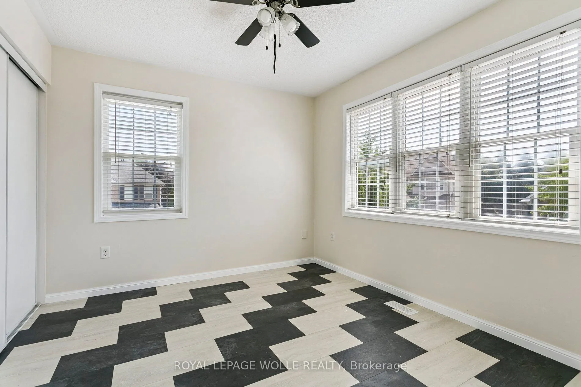 3 Elsinore Street