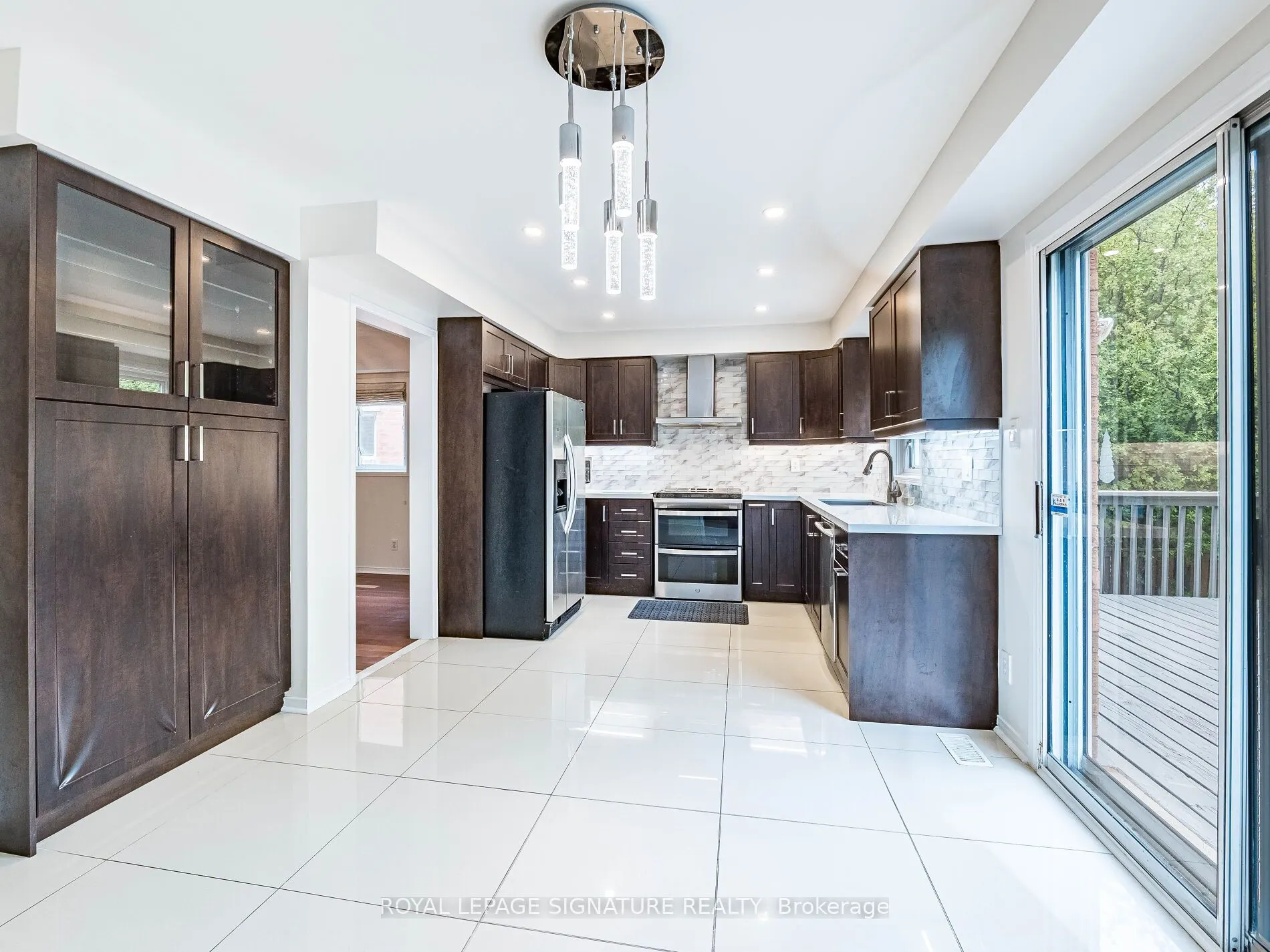 86 Valonia Drive