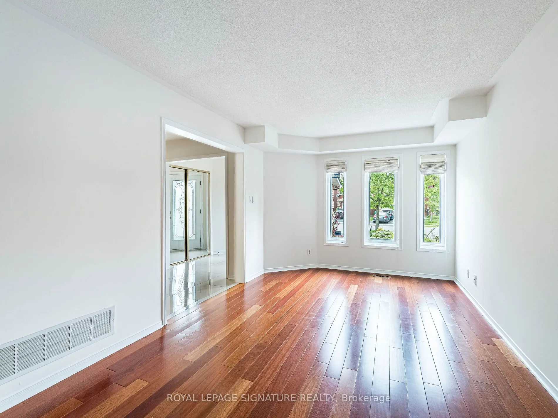 86 Valonia Drive