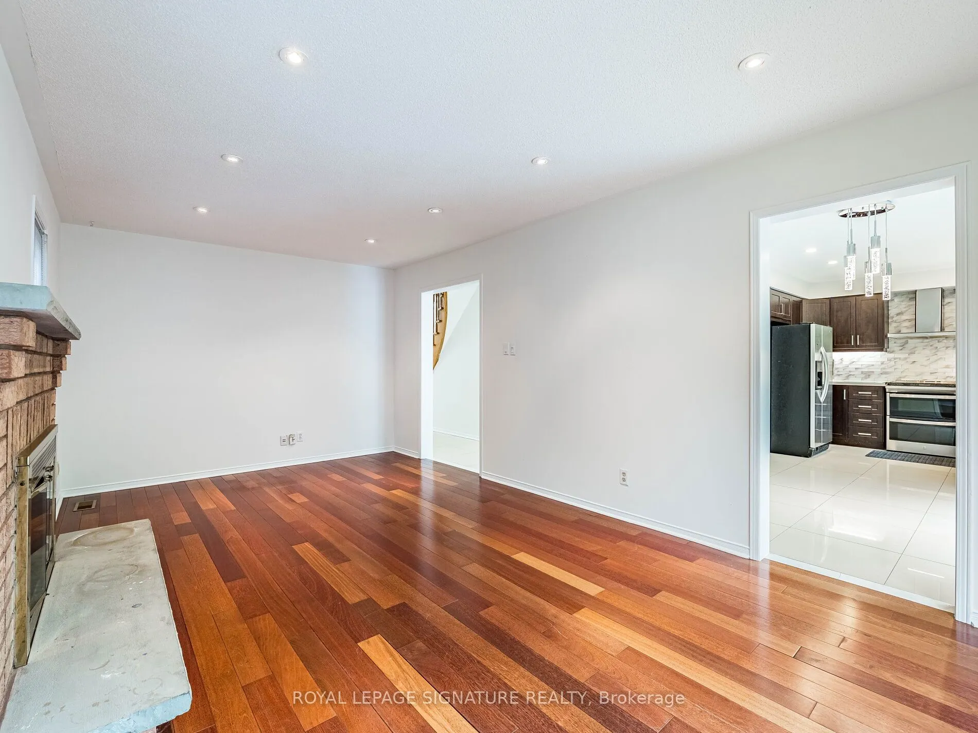 86 Valonia Drive
