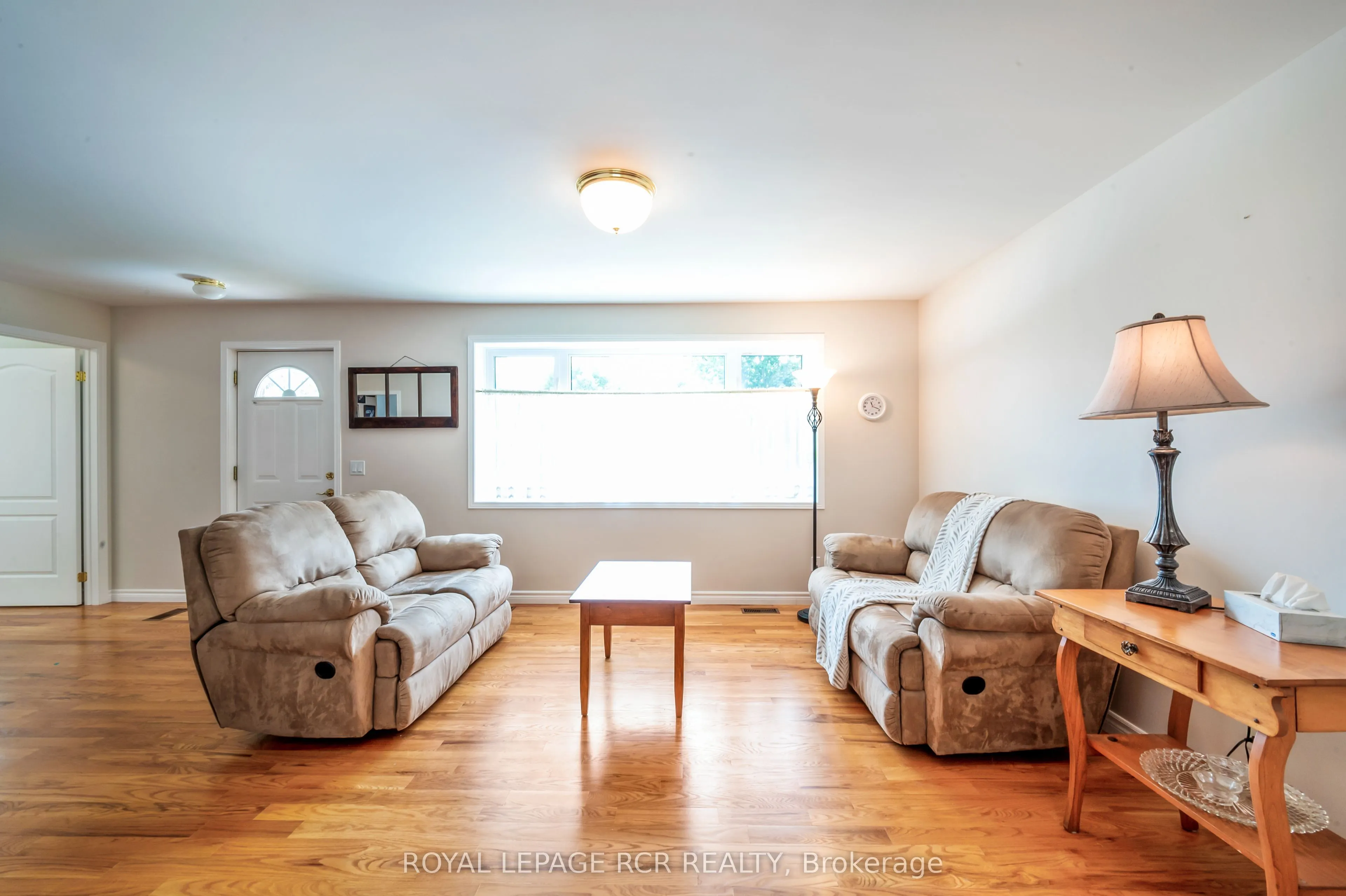 25 Banting Drive
