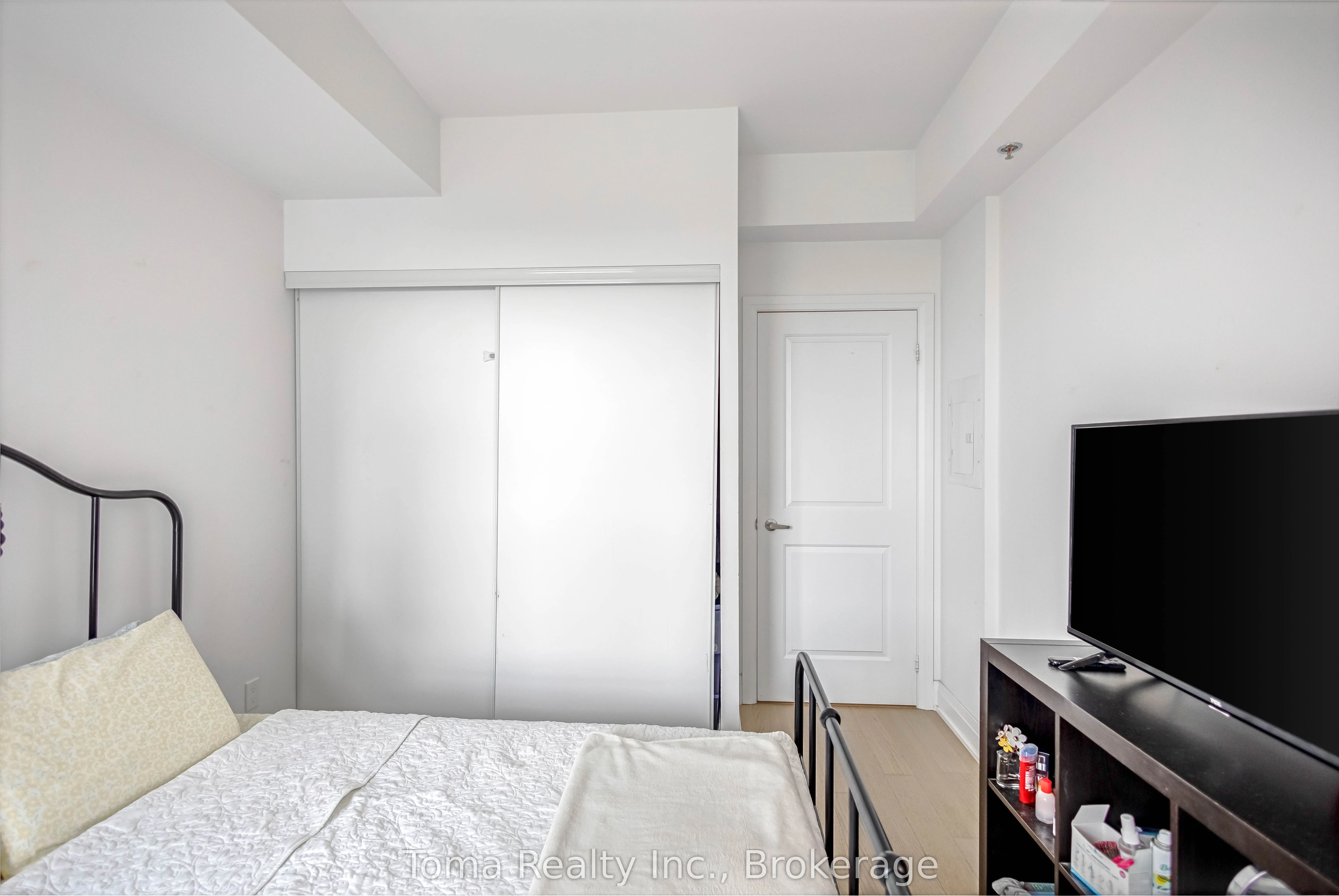 55 Speers Road, #LPH02