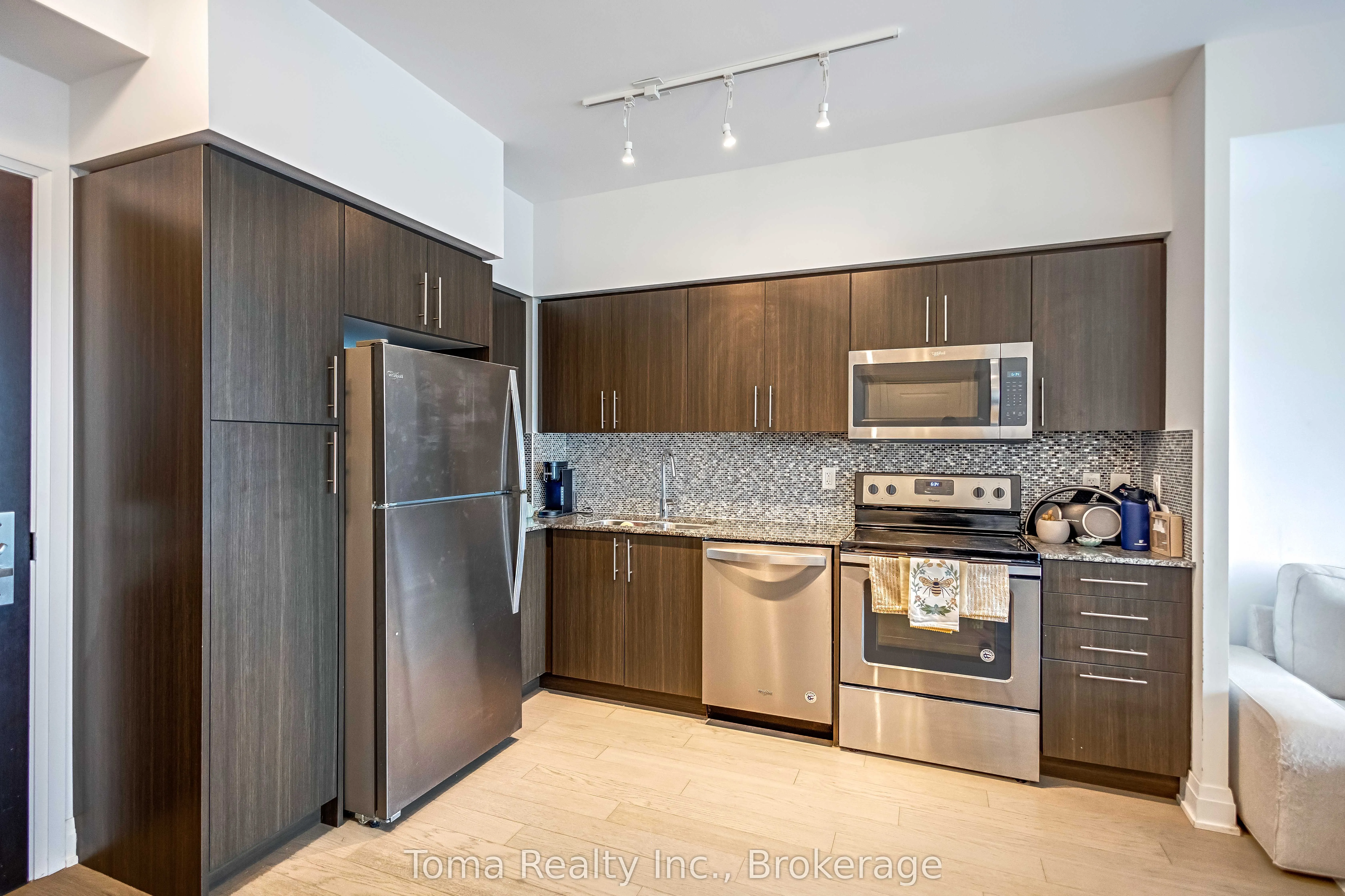 55 Speers Road, #LPH02