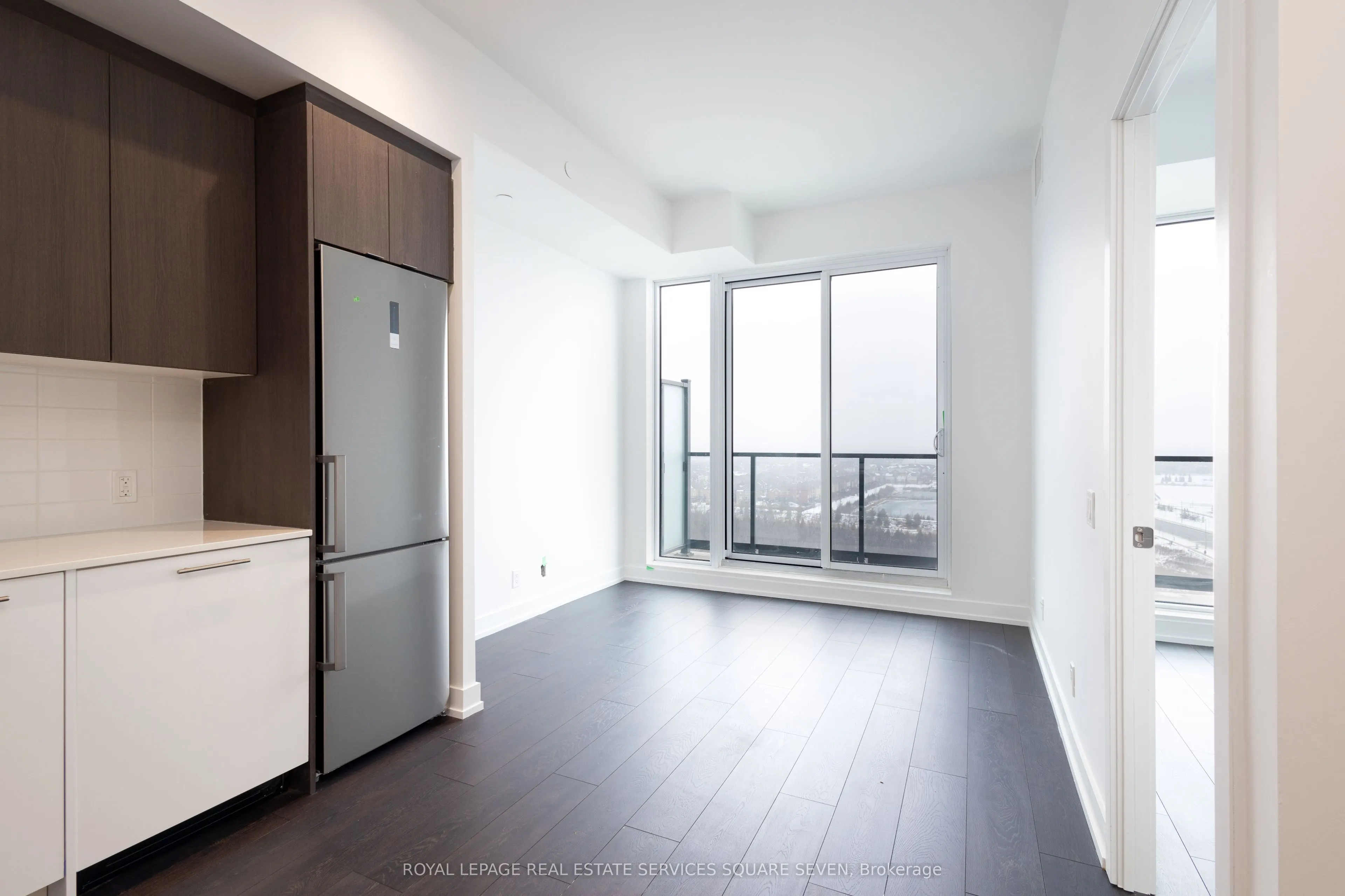 215 Veterans Drive N, #1205