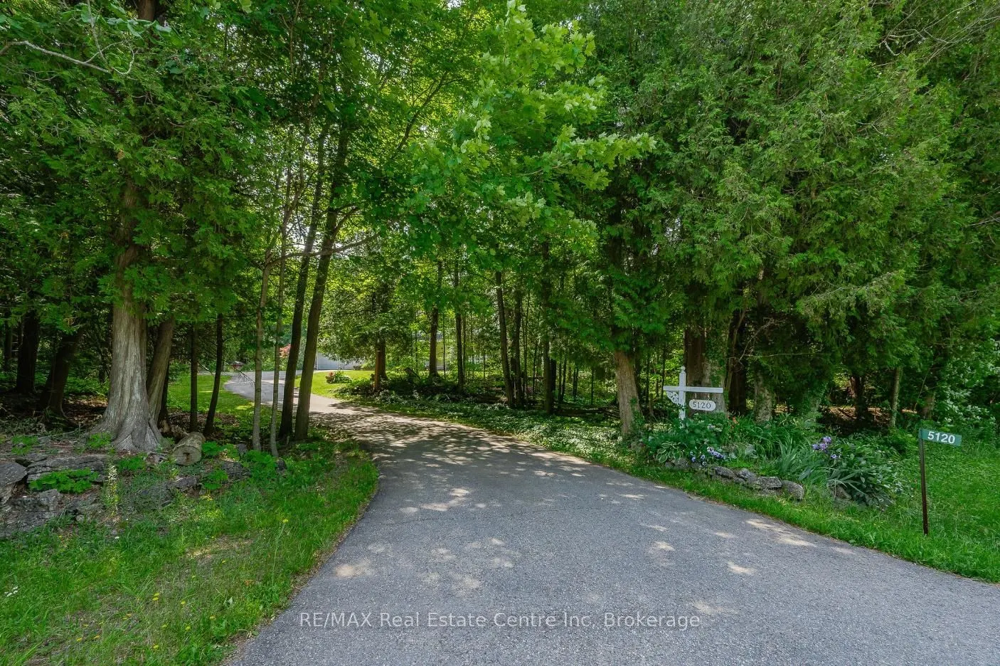 5120 Pineridge Drive