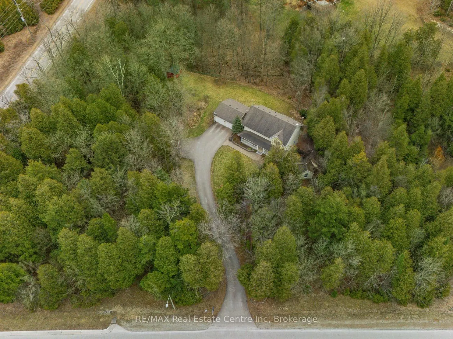5120 Pineridge Drive