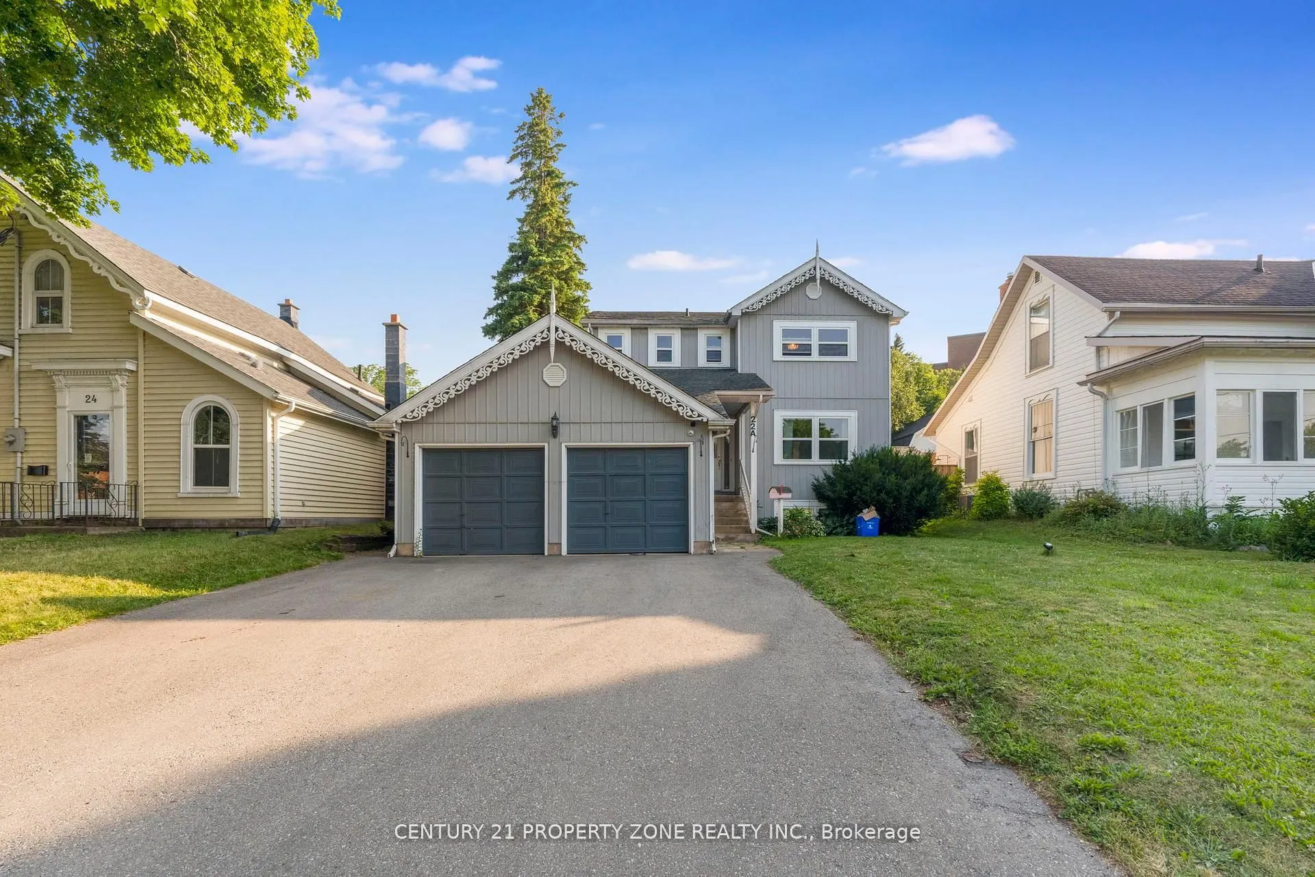22 A John Street W