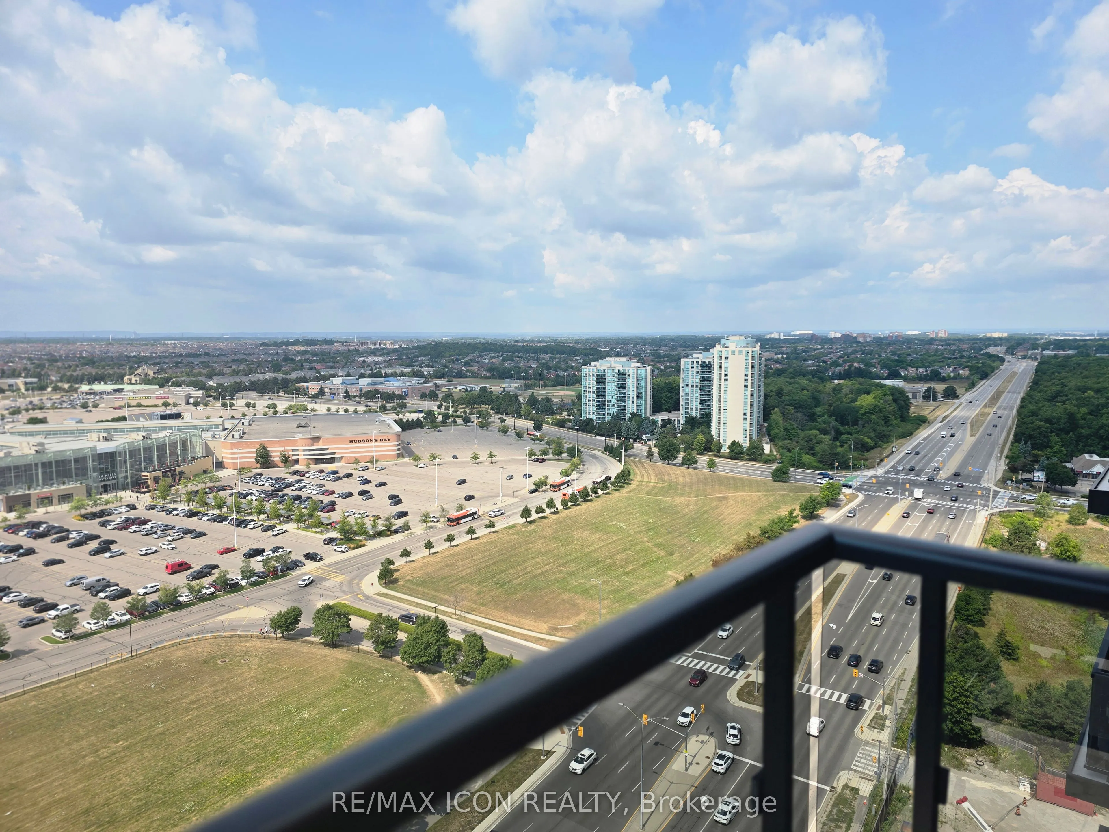 4295 Eglington Avenue W, #2004