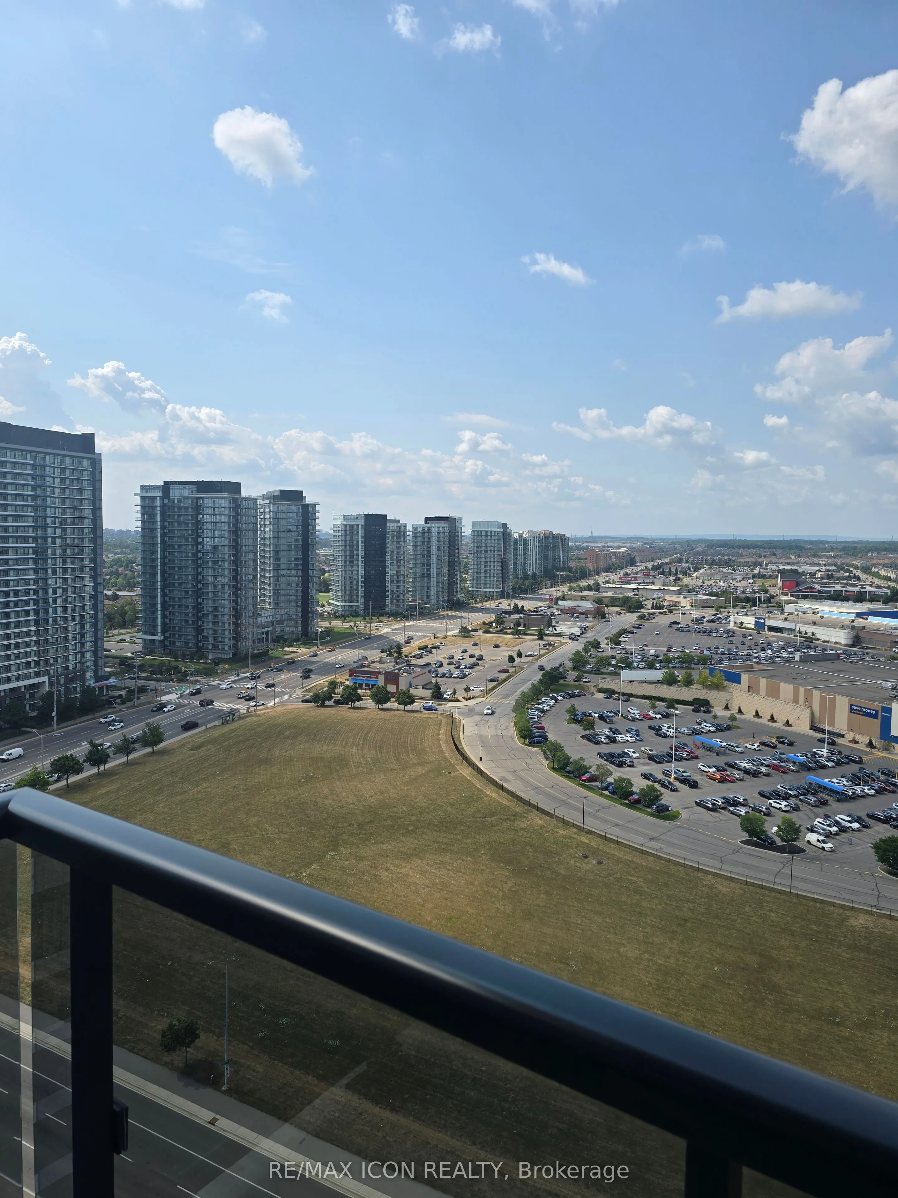 4295 Eglington Avenue W, #2004