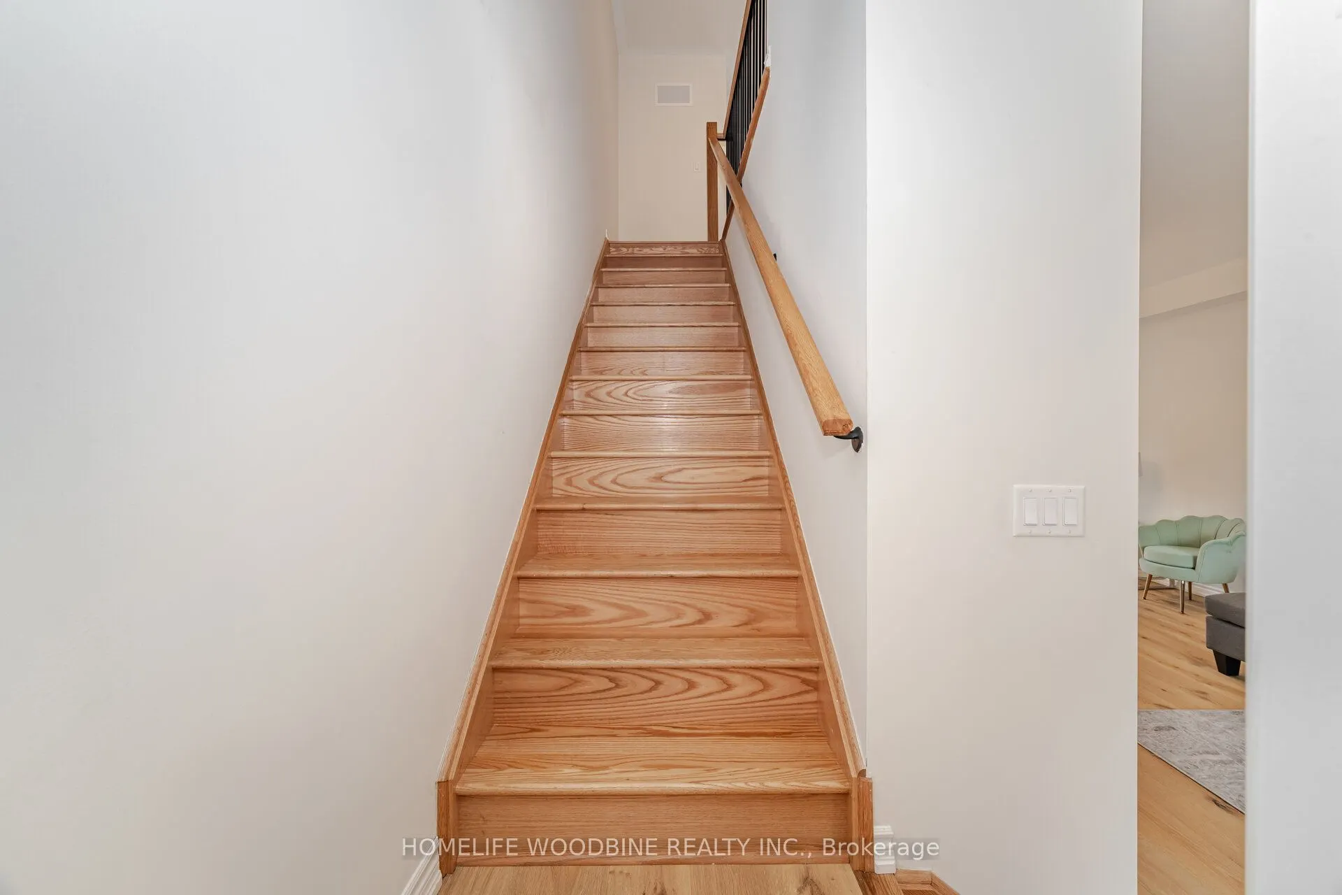 15 Arcola Street