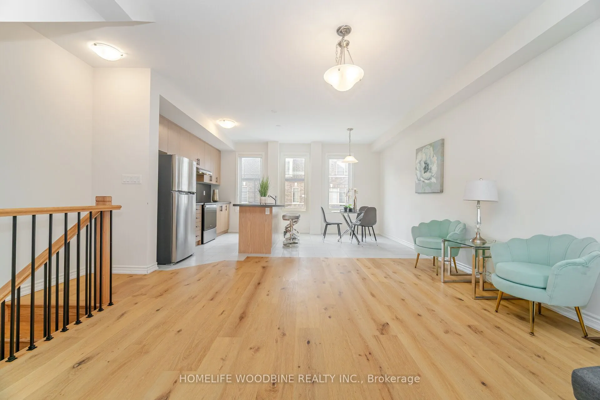 15 Arcola Street