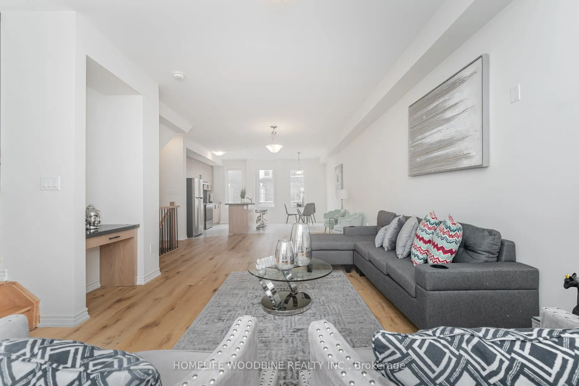 15 Arcola Street