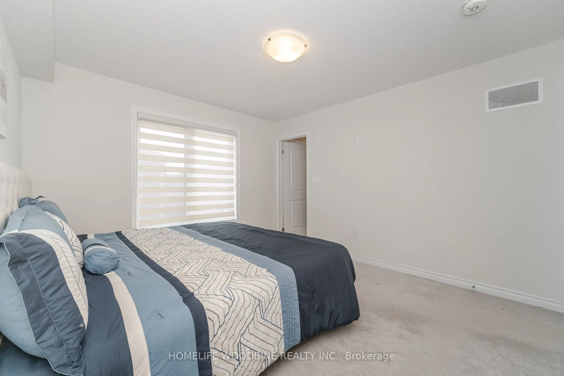 15 Arcola Street
