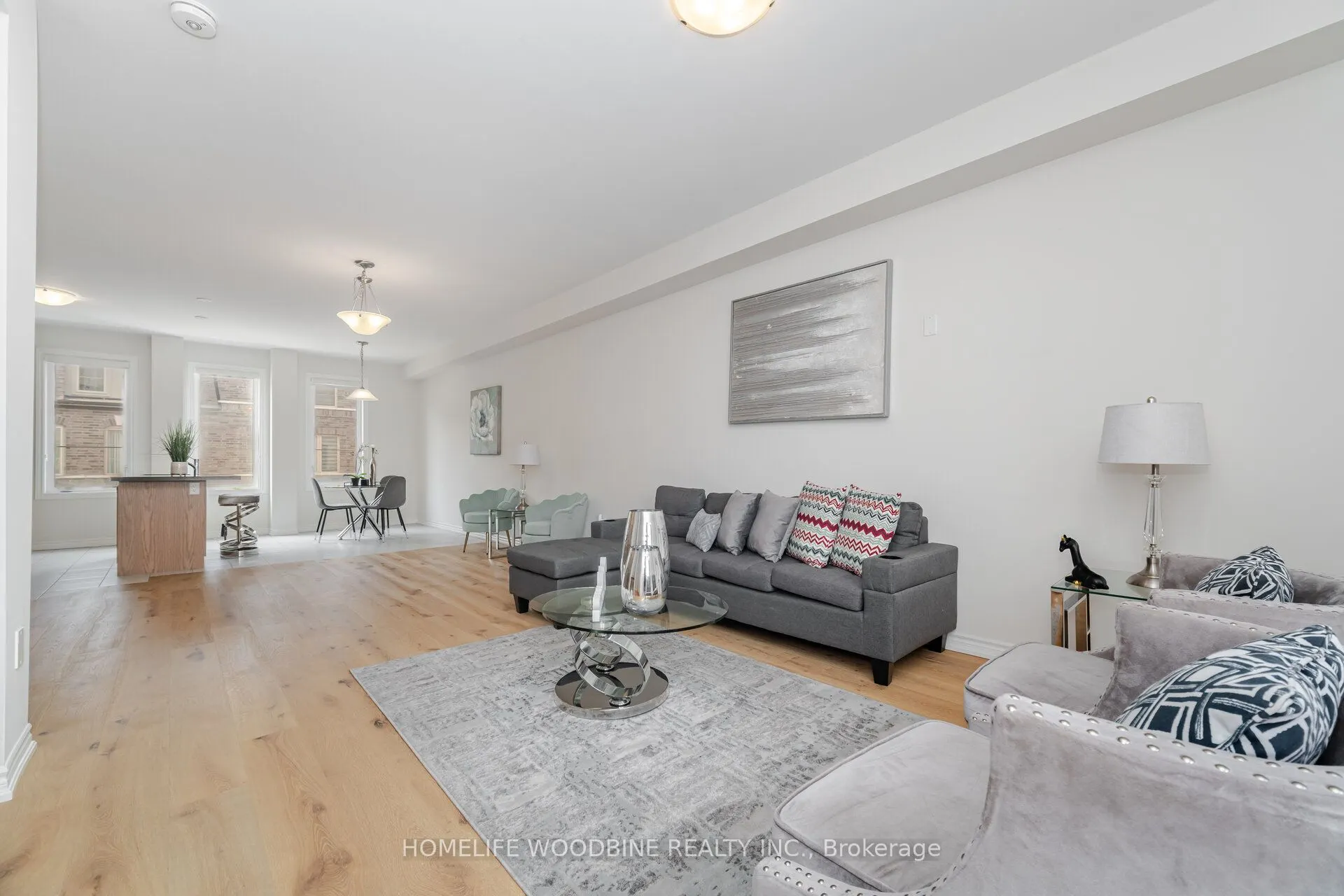 15 Arcola Street