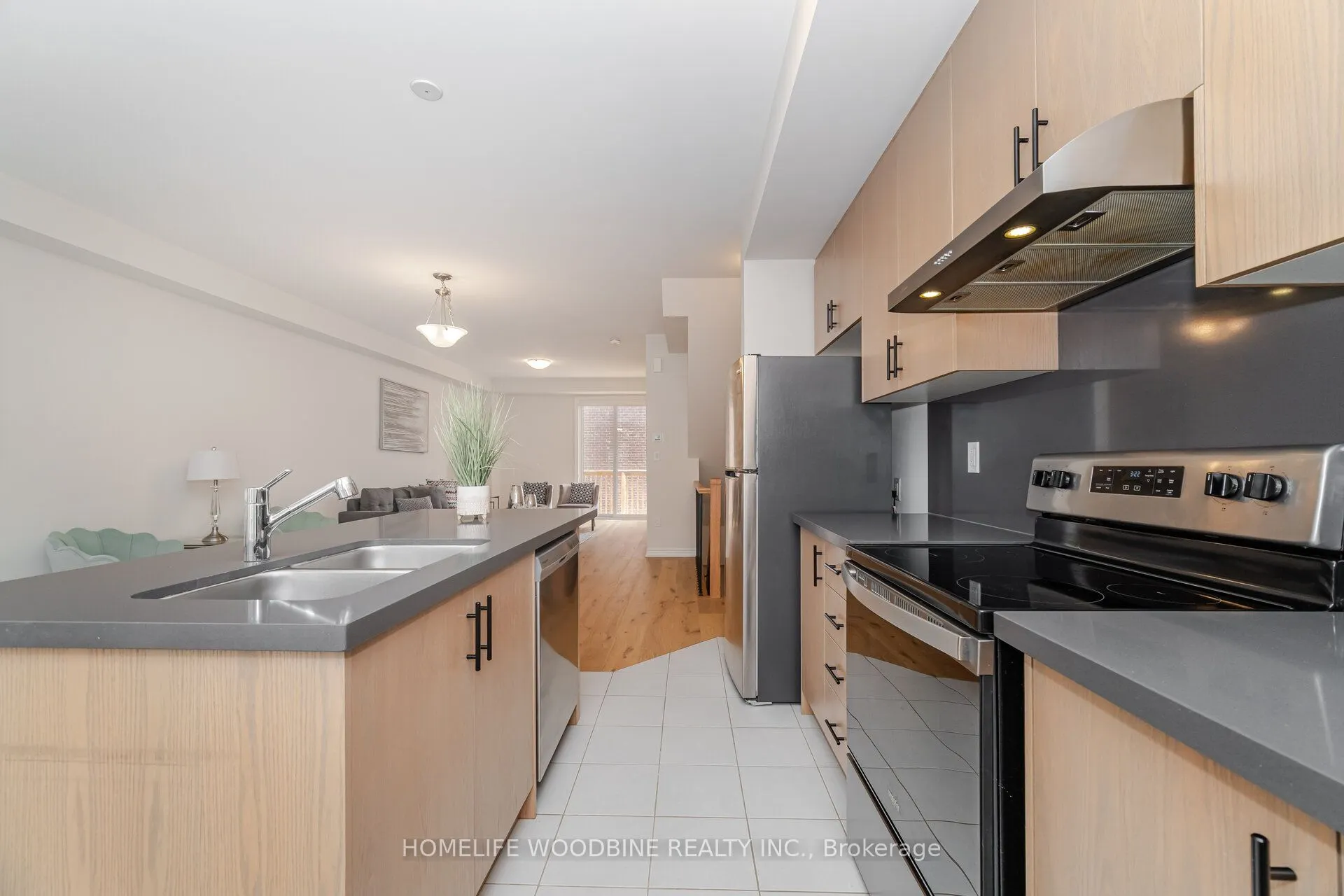 15 Arcola Street