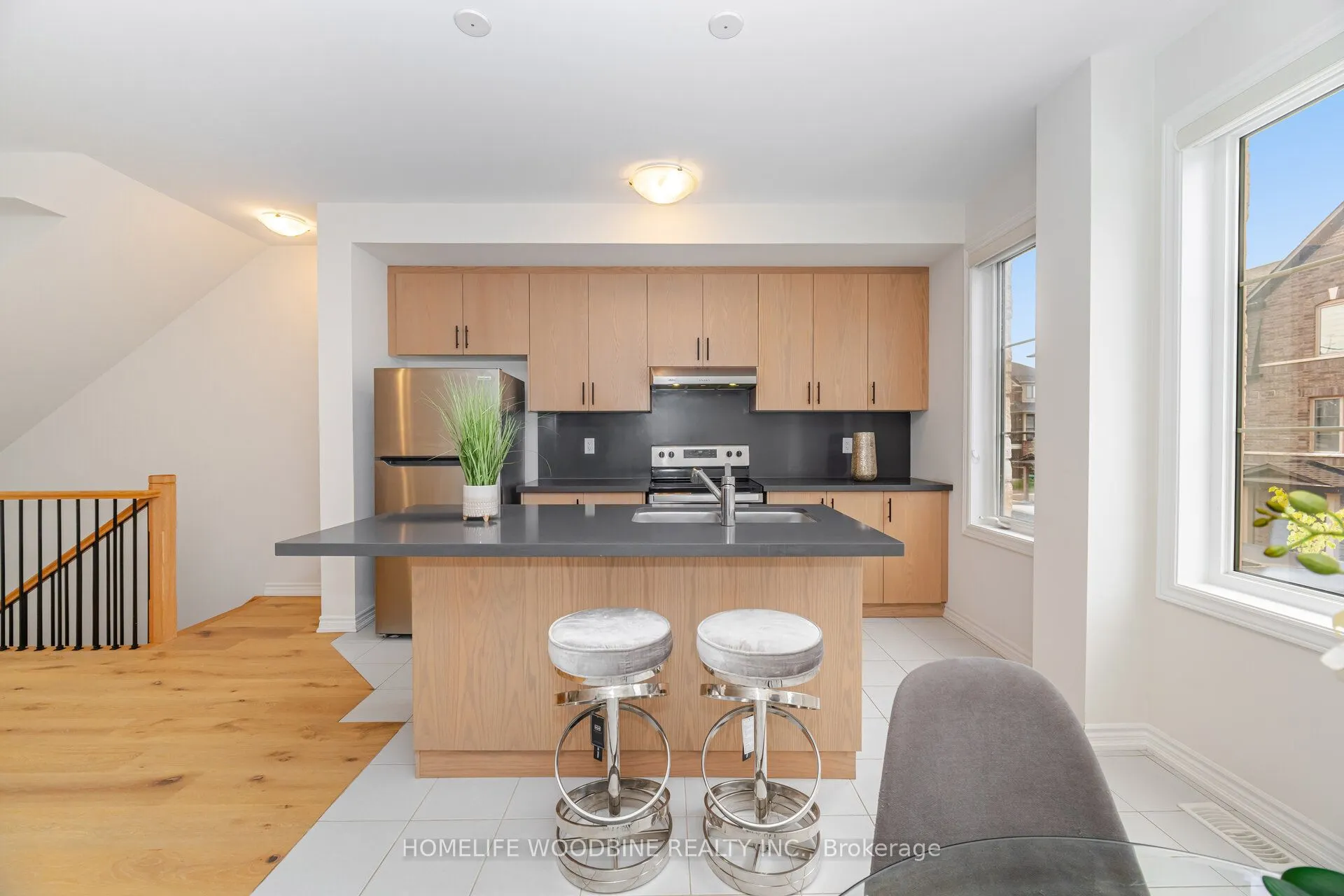15 Arcola Street