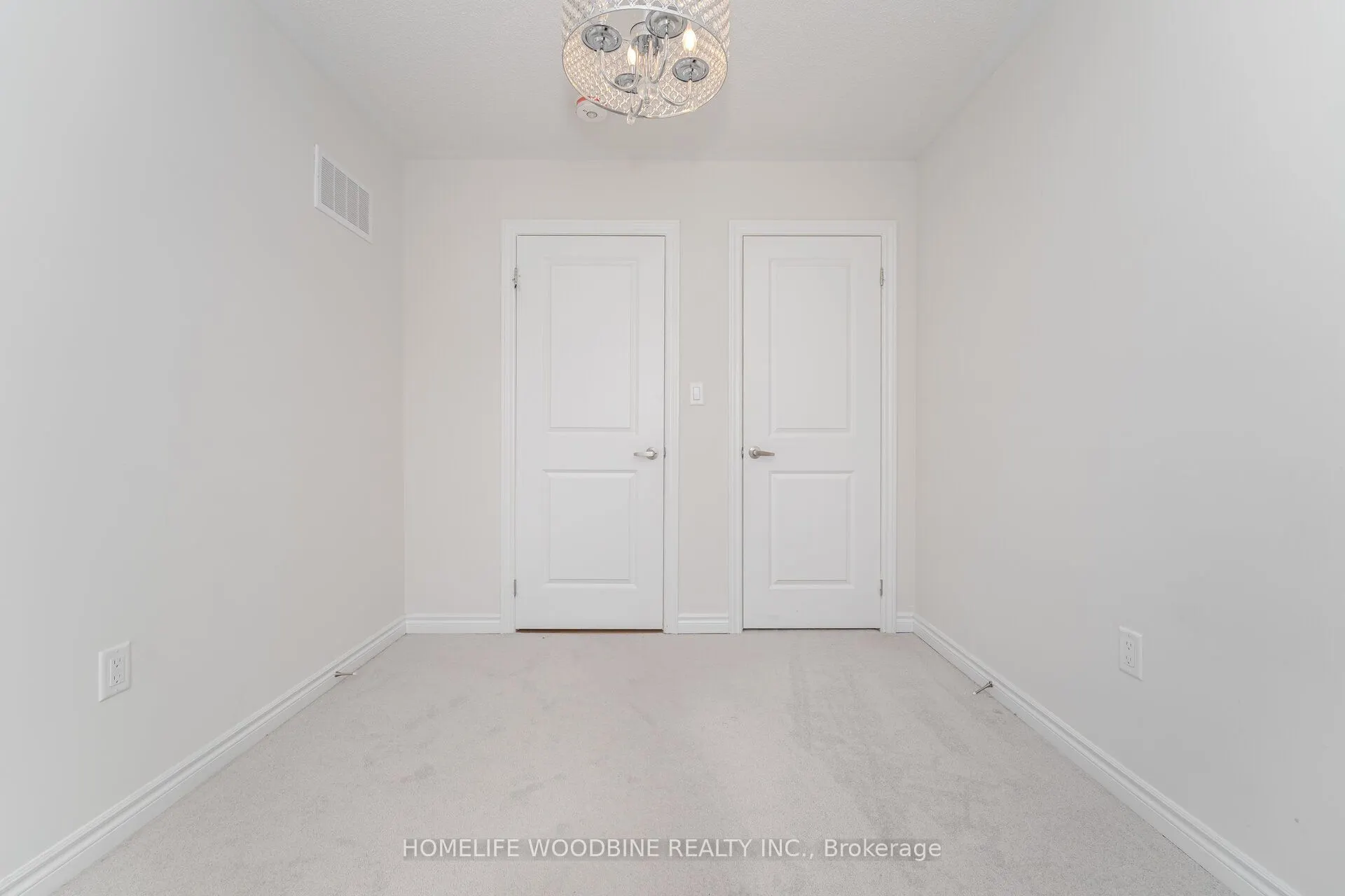 15 Arcola Street