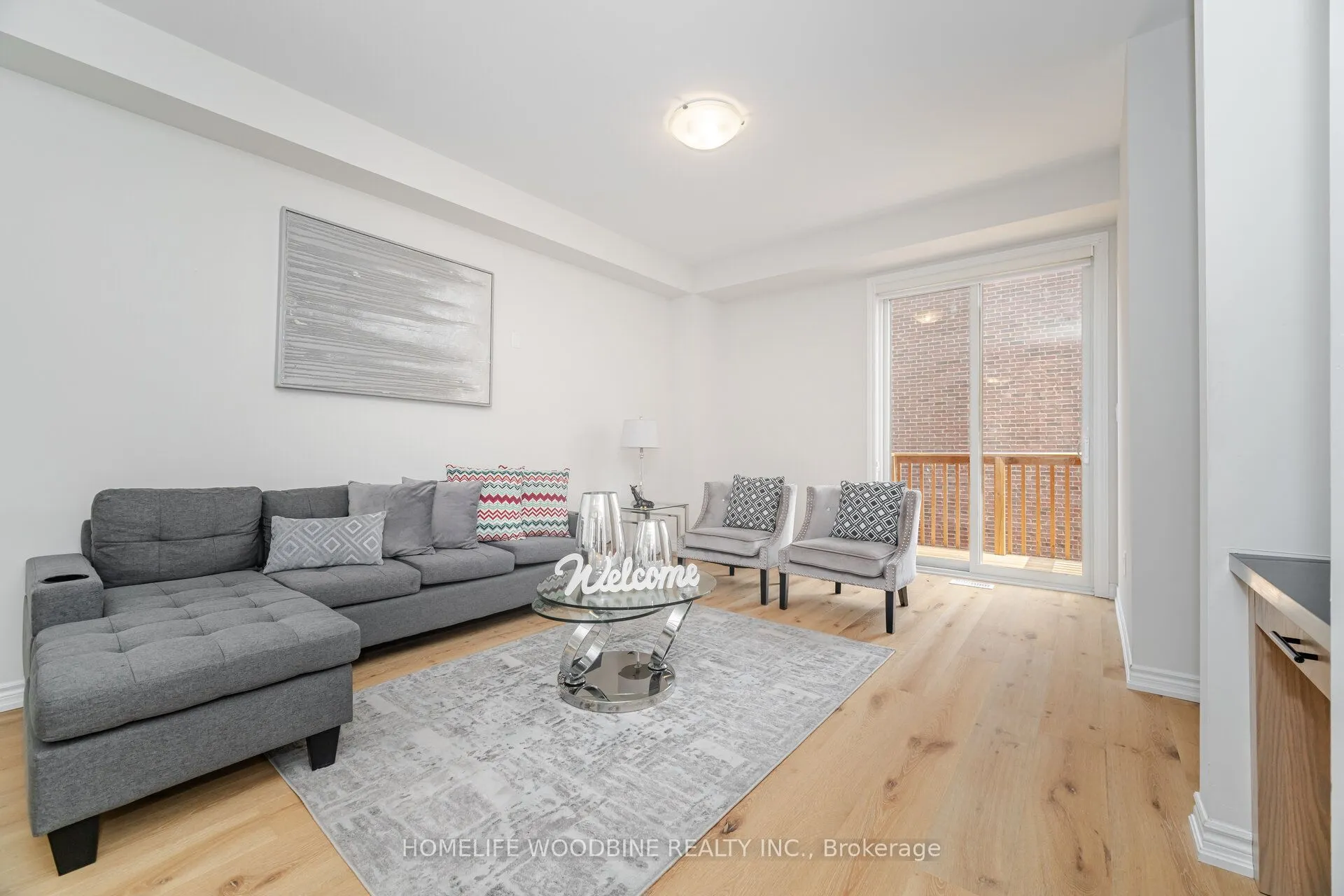 15 Arcola Street
