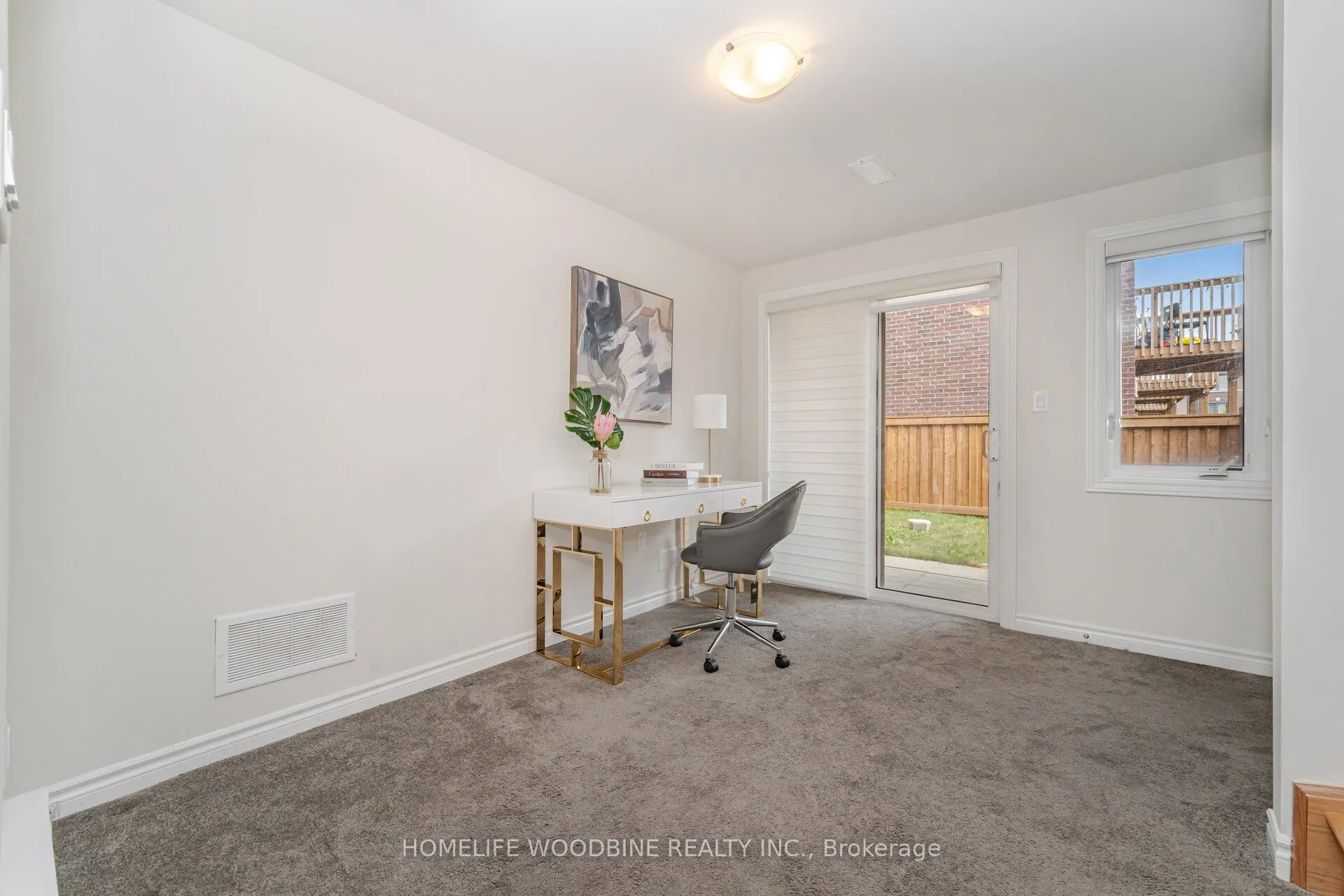 15 Arcola Street