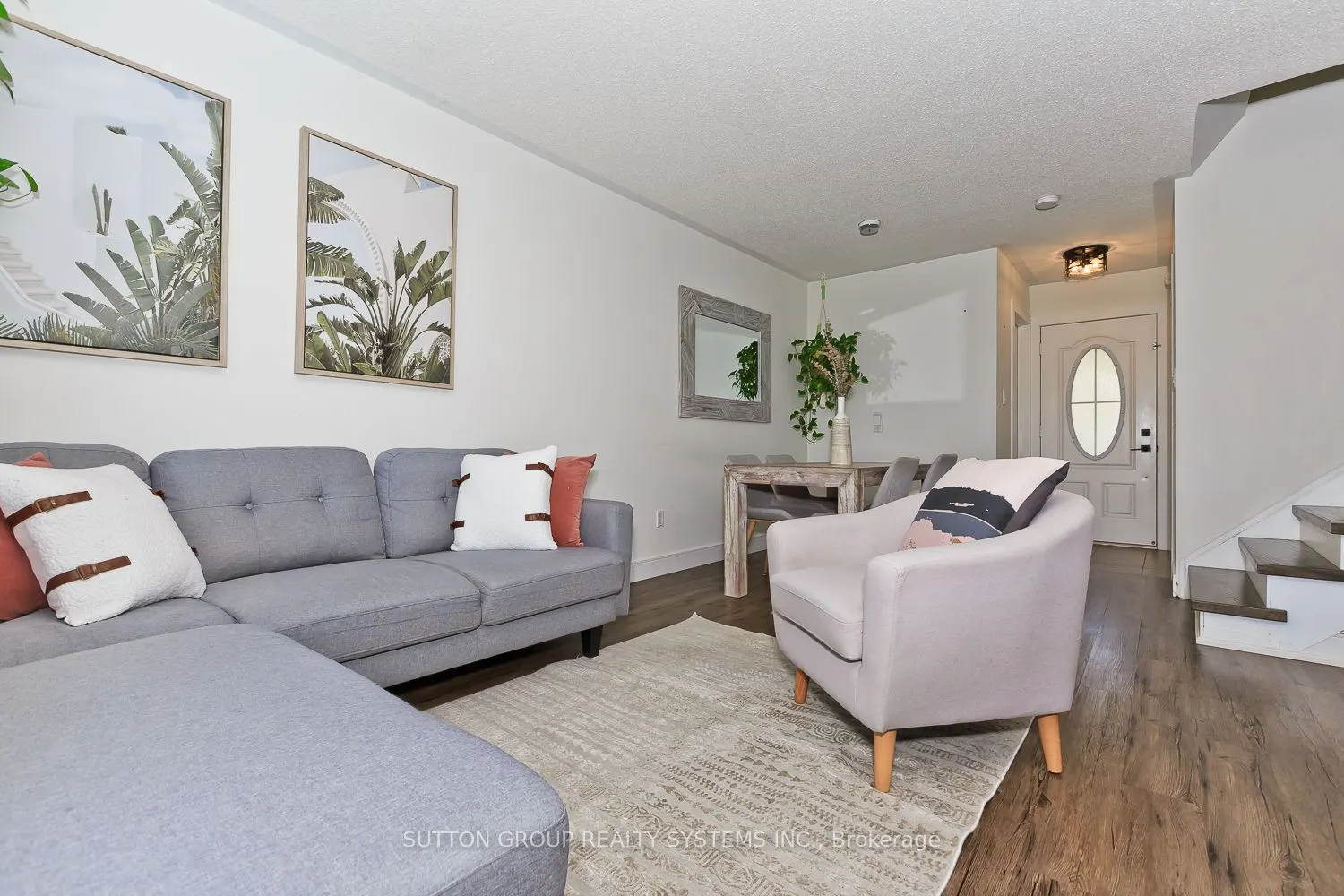 883 Fowles Court