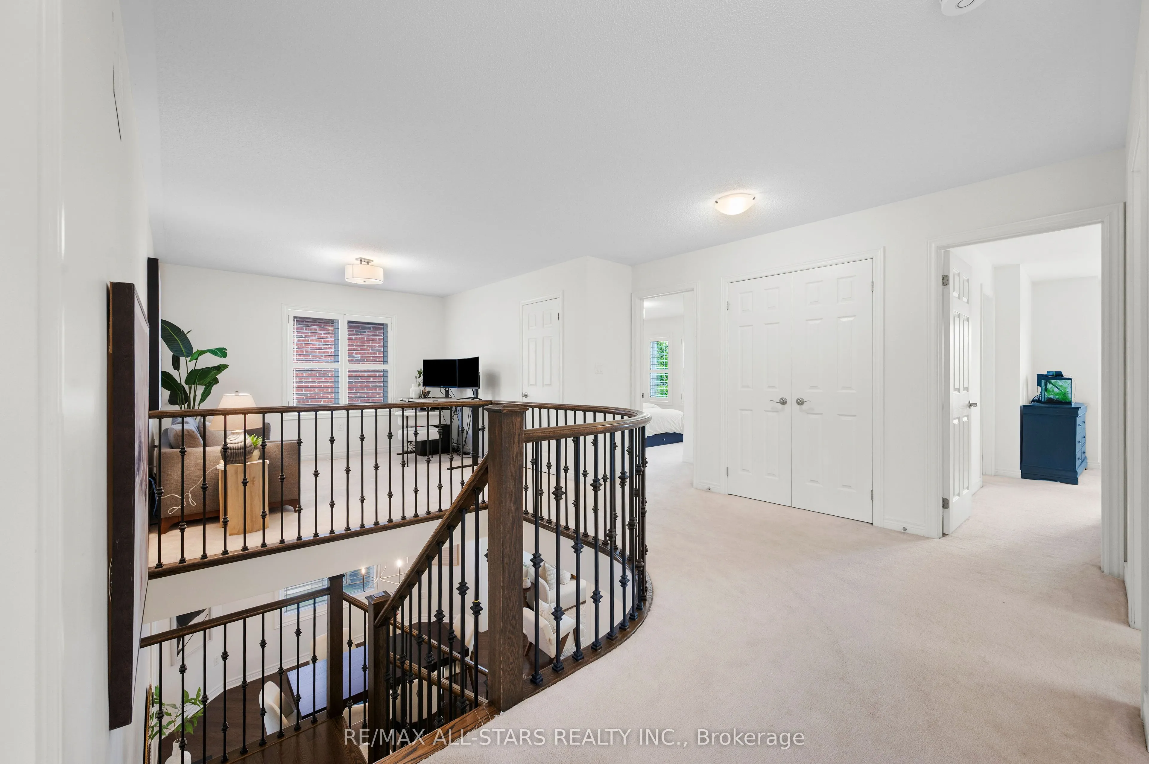 48 Cottonfield Circle