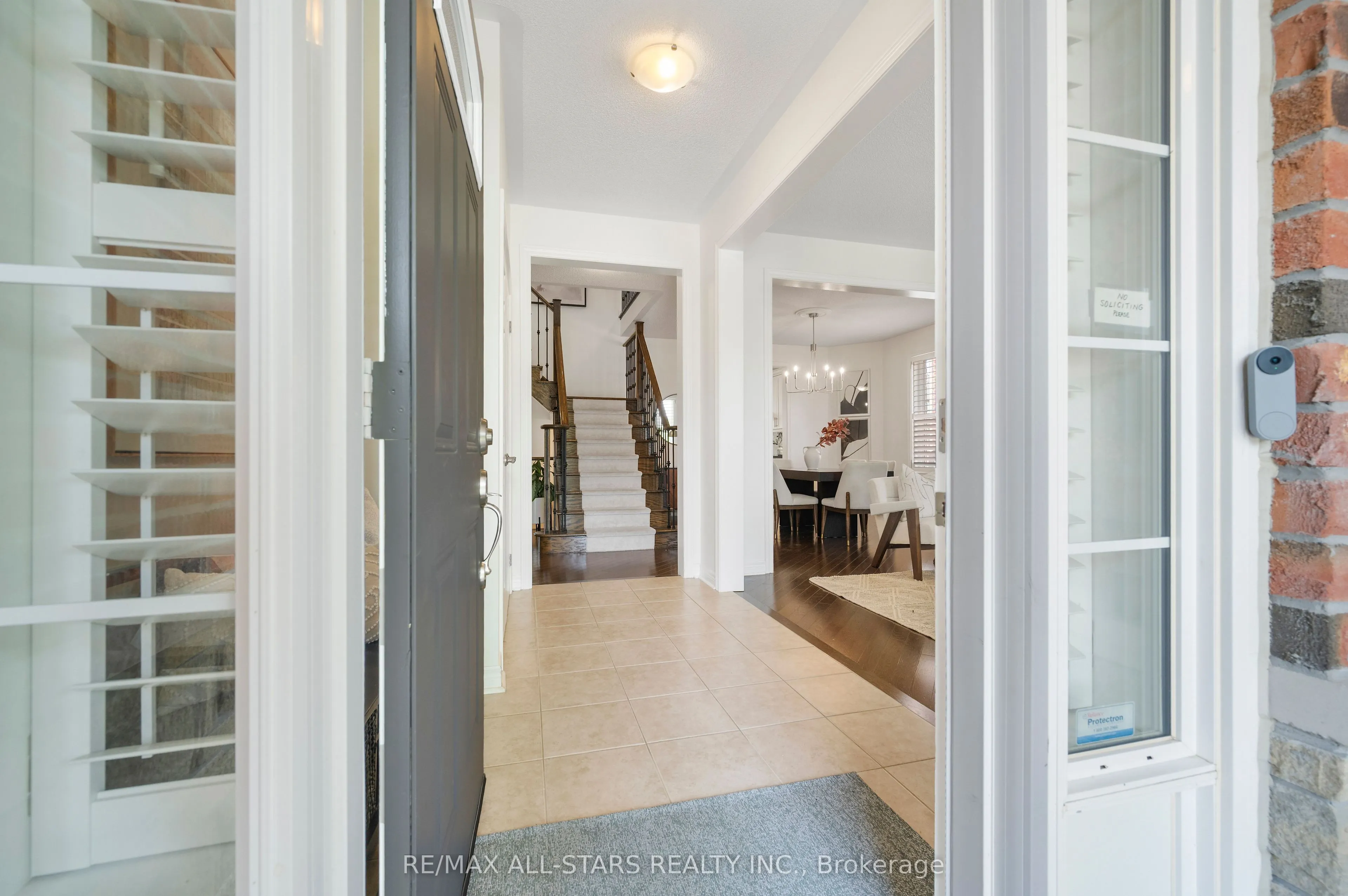 48 Cottonfield Circle