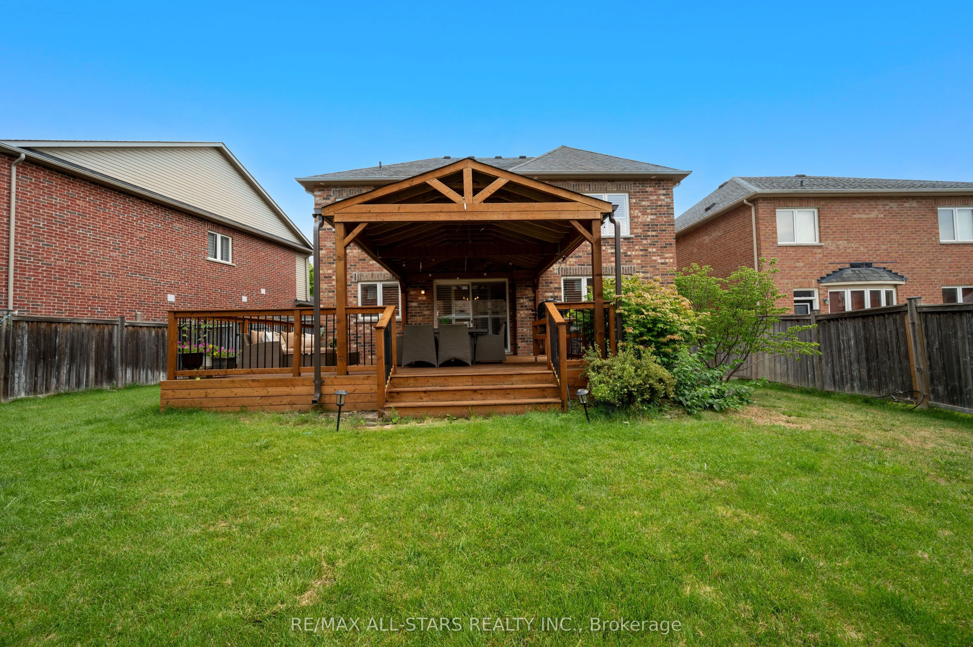 48 Cottonfield Circle