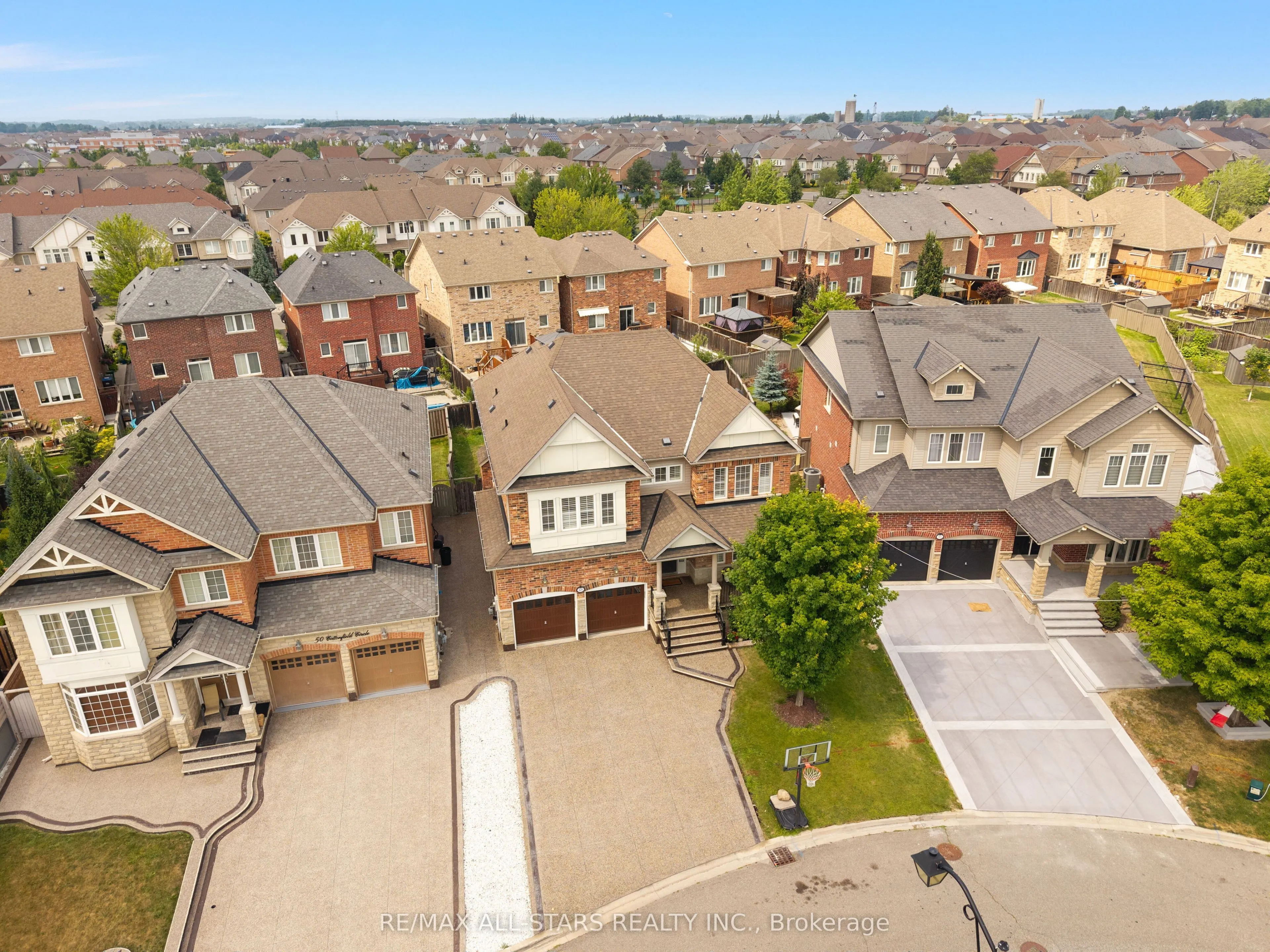 48 Cottonfield Circle
