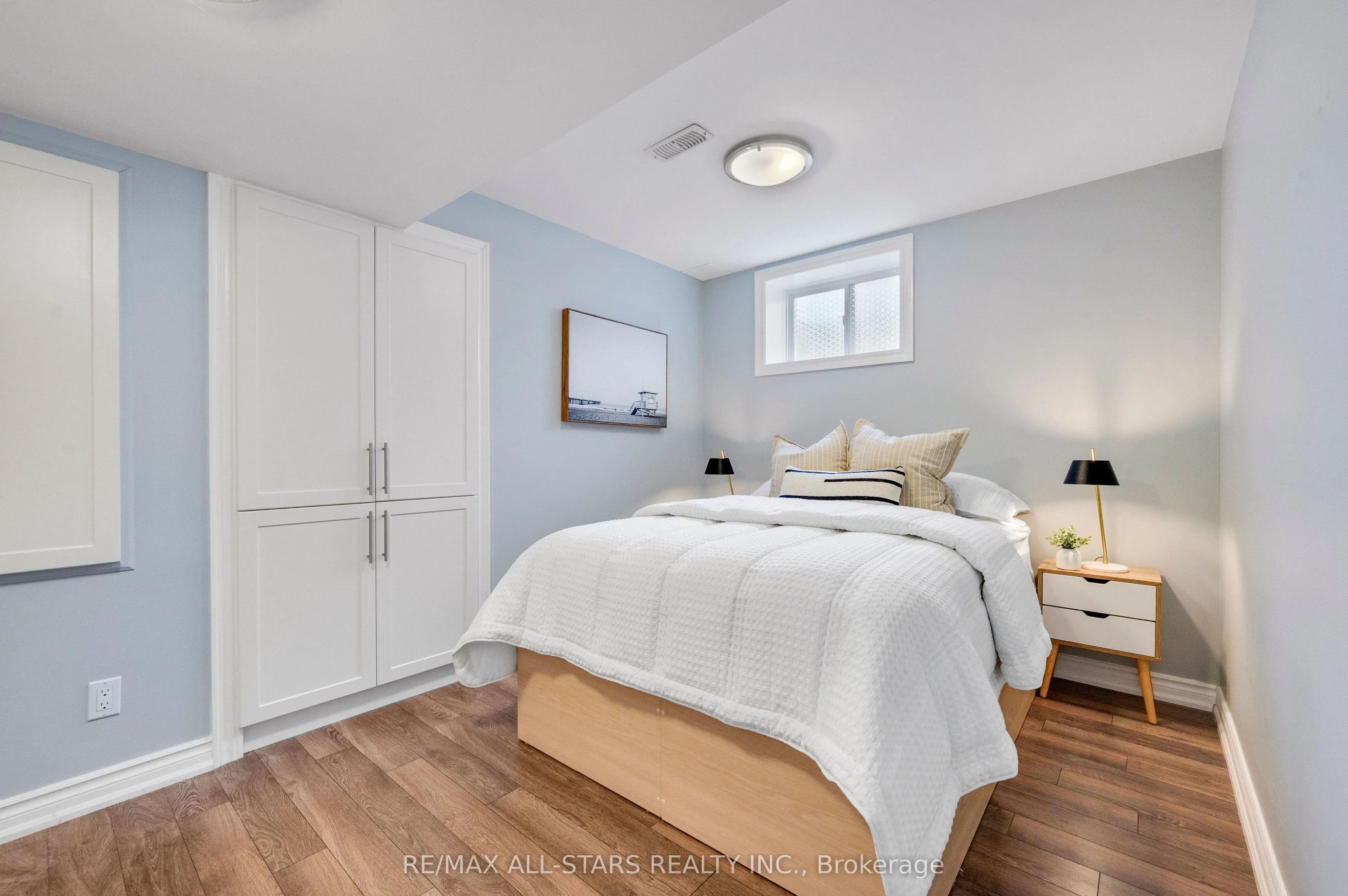 48 Cottonfield Circle