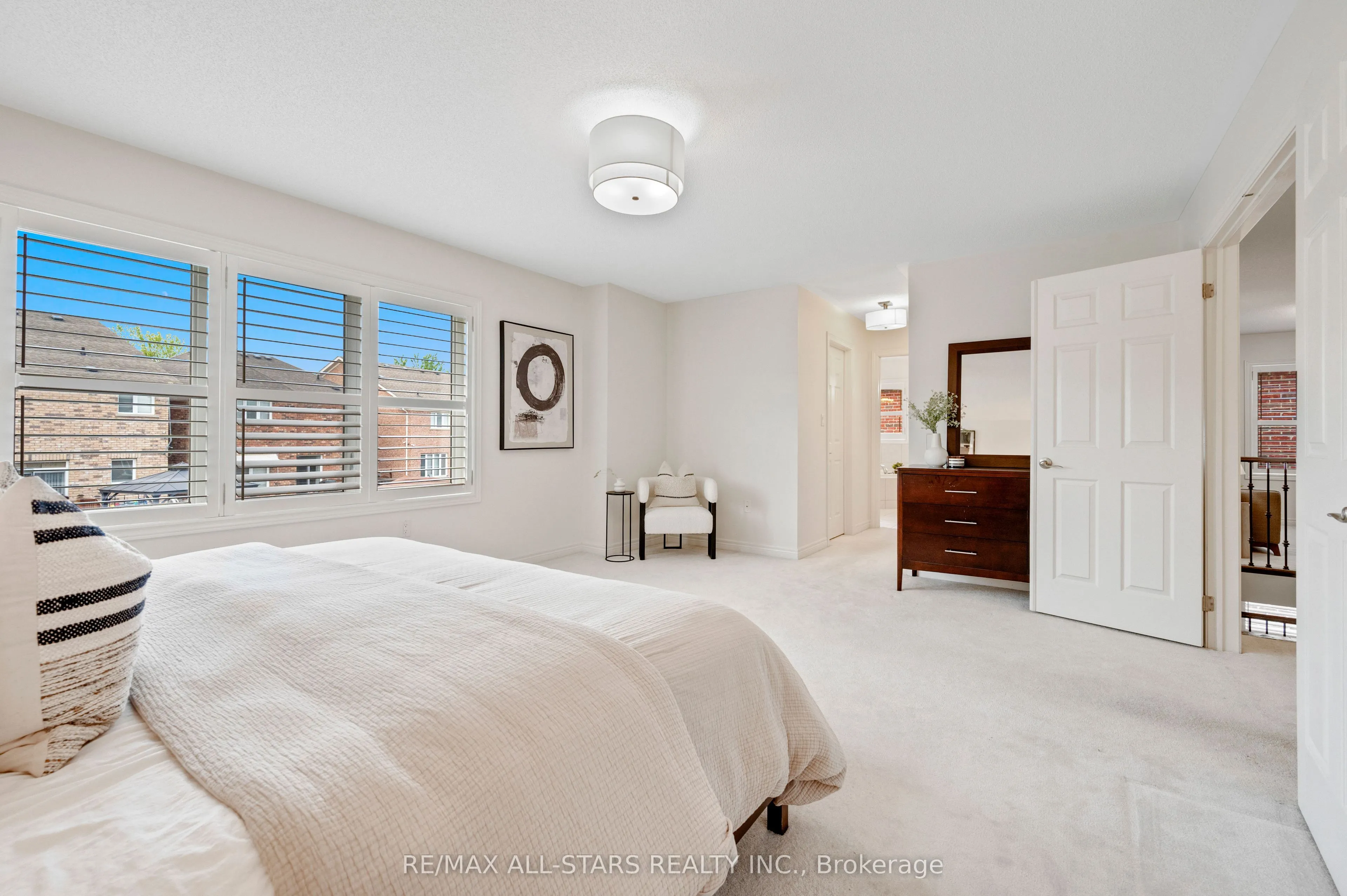48 Cottonfield Circle