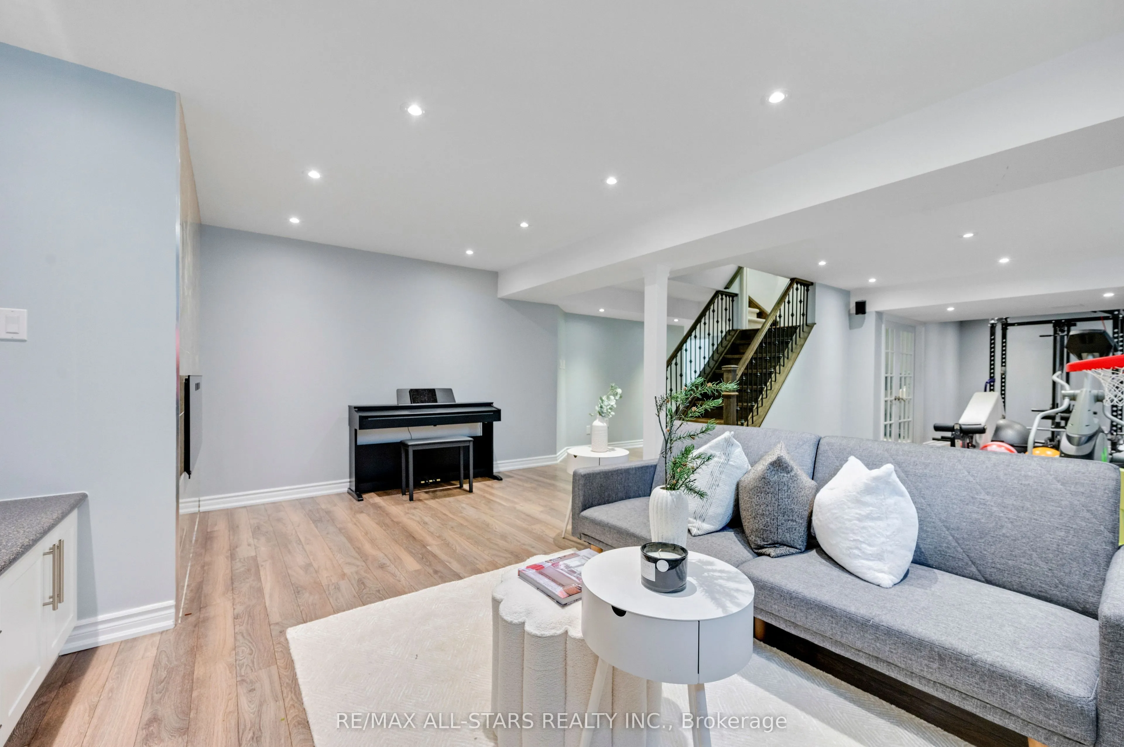 48 Cottonfield Circle
