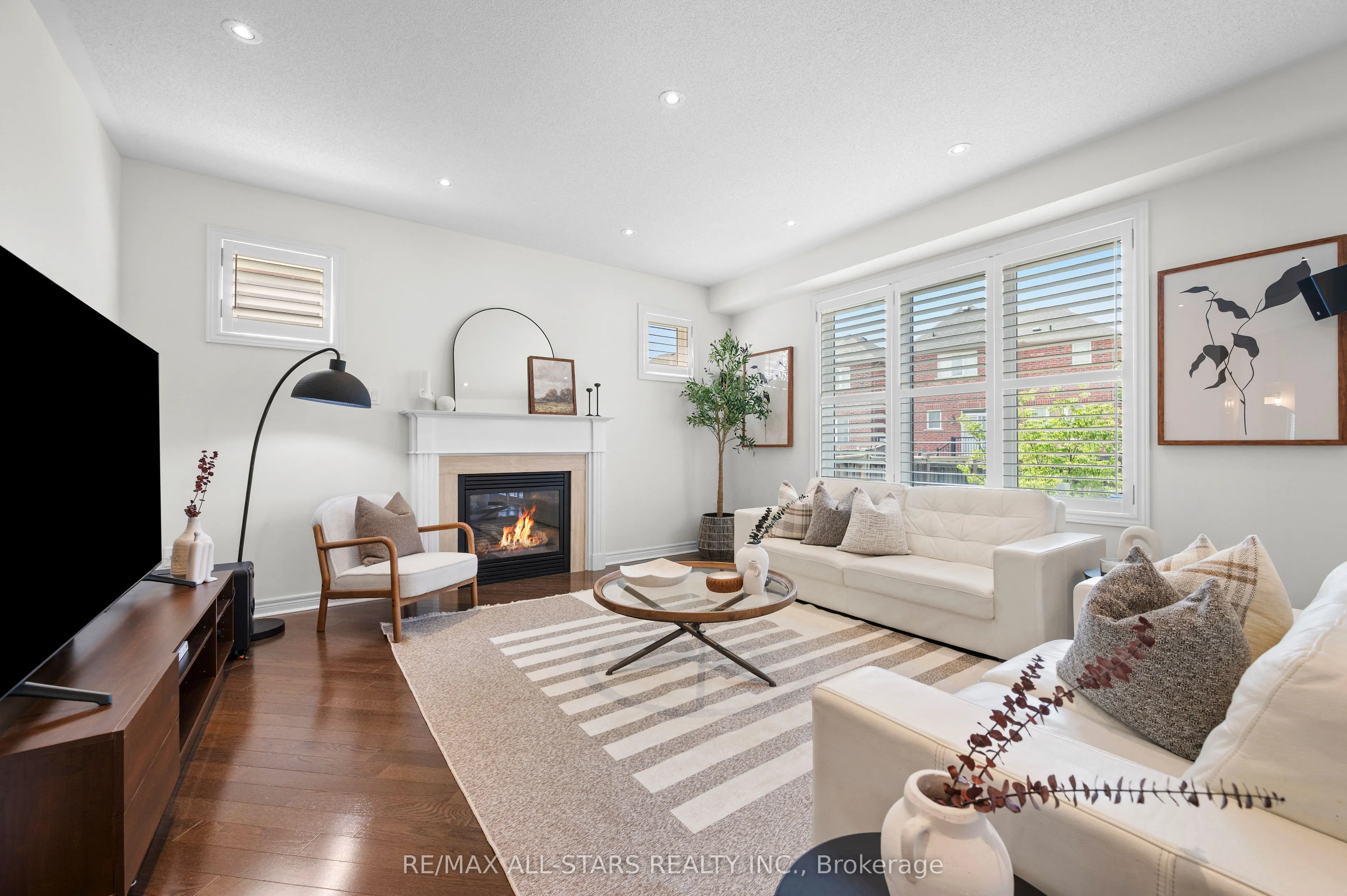 48 Cottonfield Circle