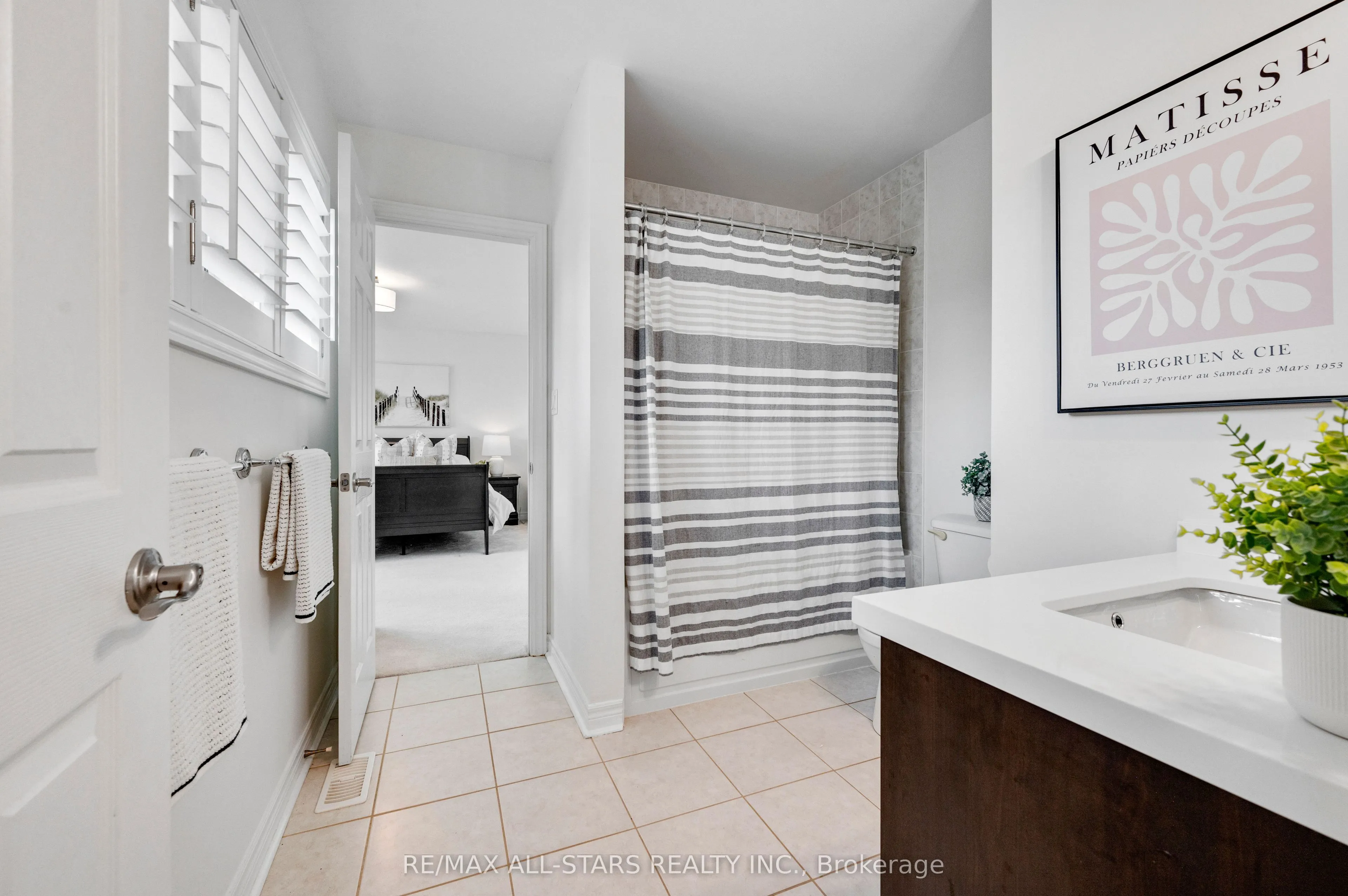 48 Cottonfield Circle