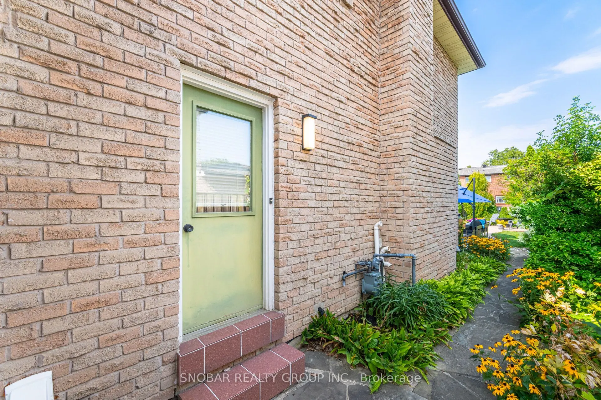 2357 Morrison Avenue