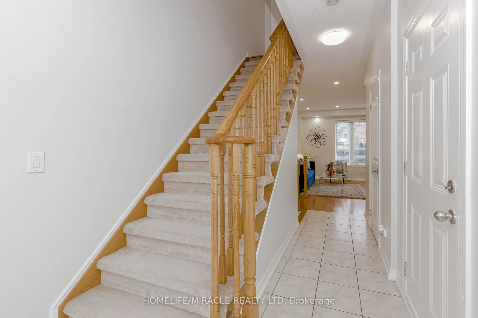 8 Whitmer Street