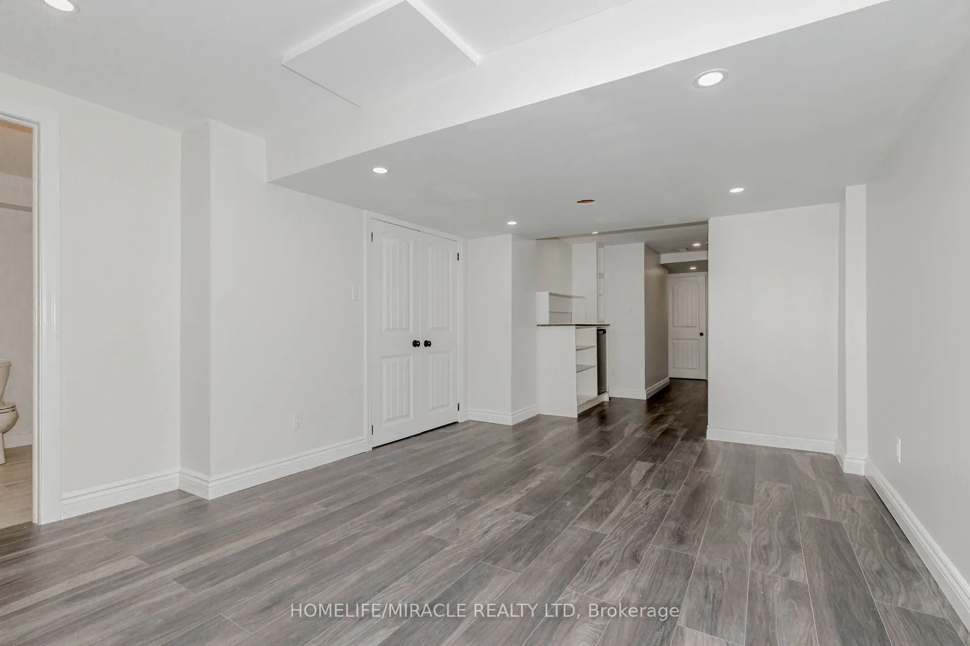 8 Whitmer Street