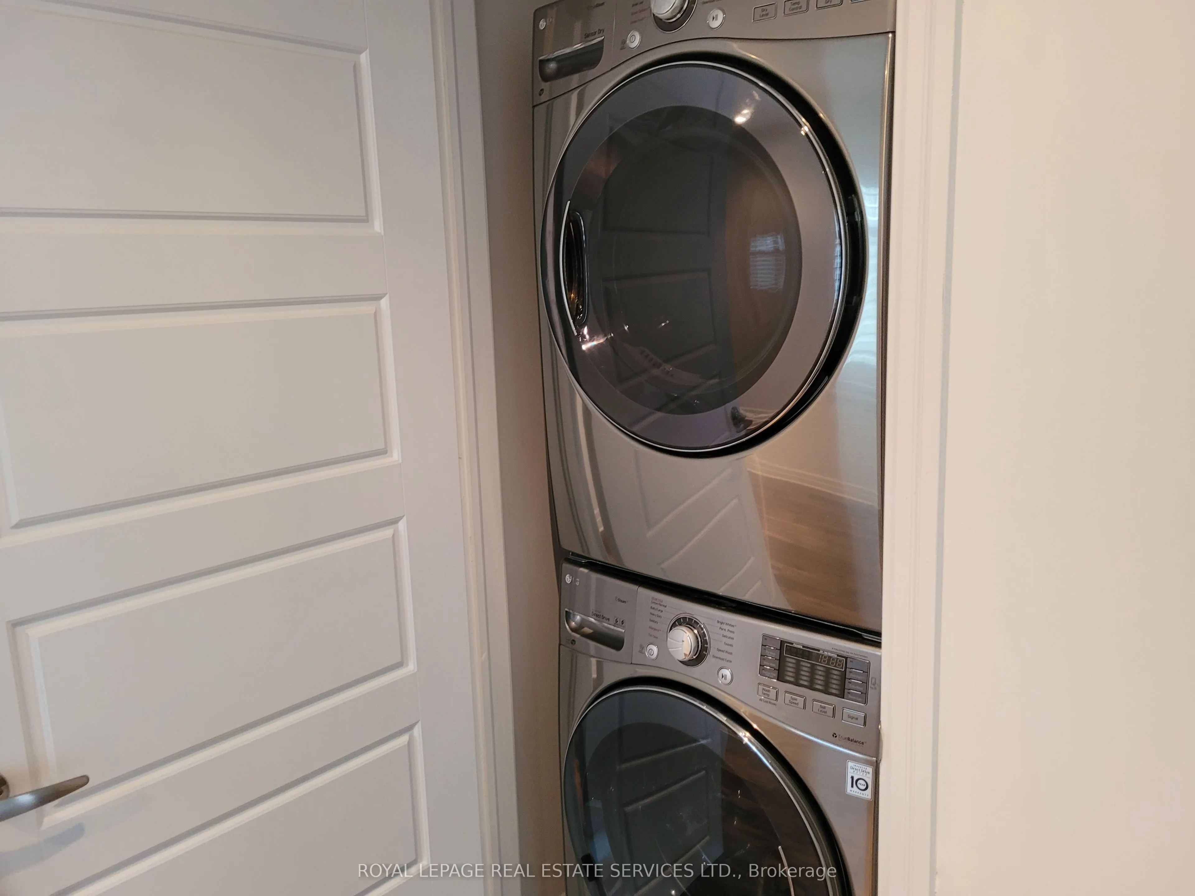 70 Plains Road W, #38