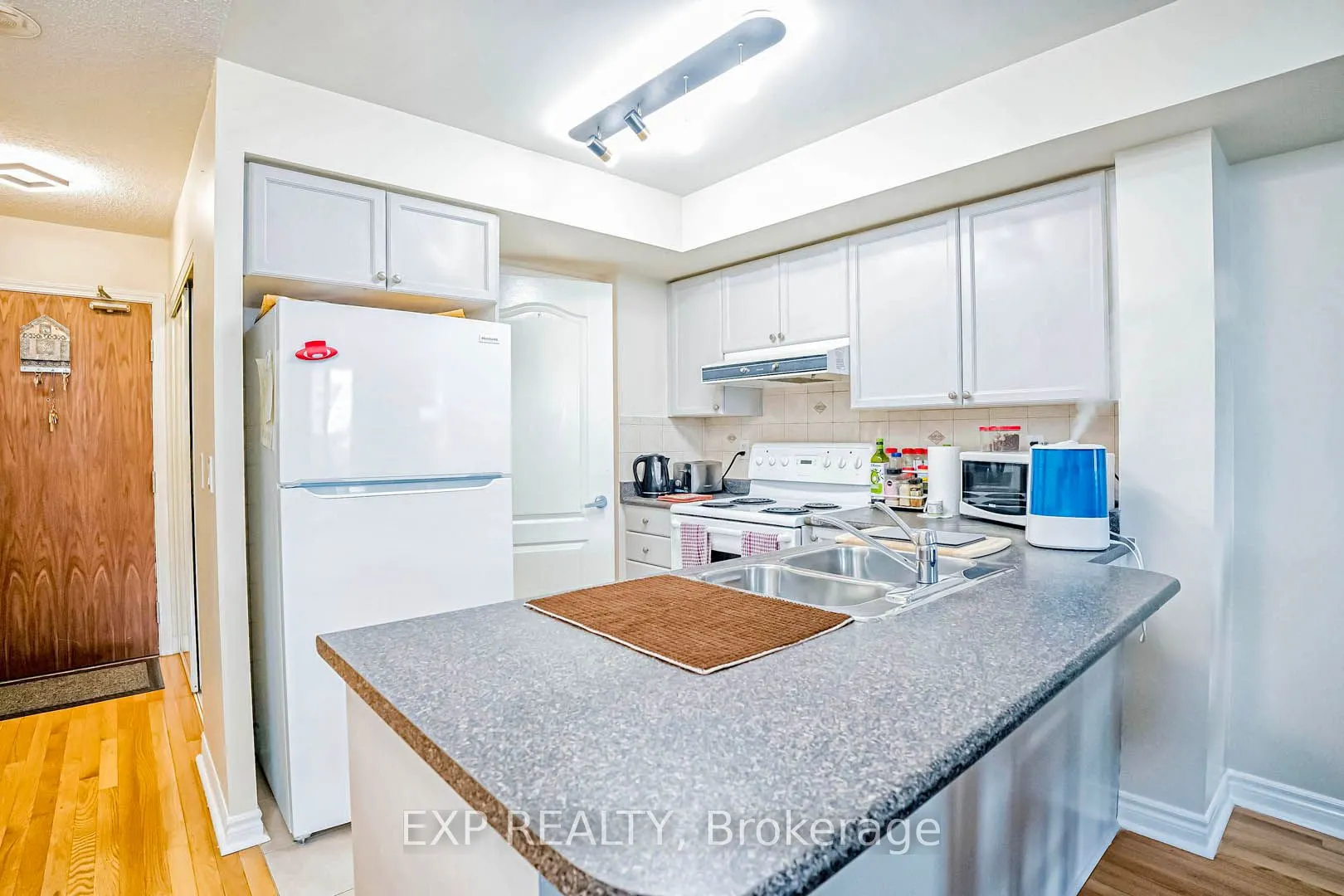 33 Elm Drive W, #310