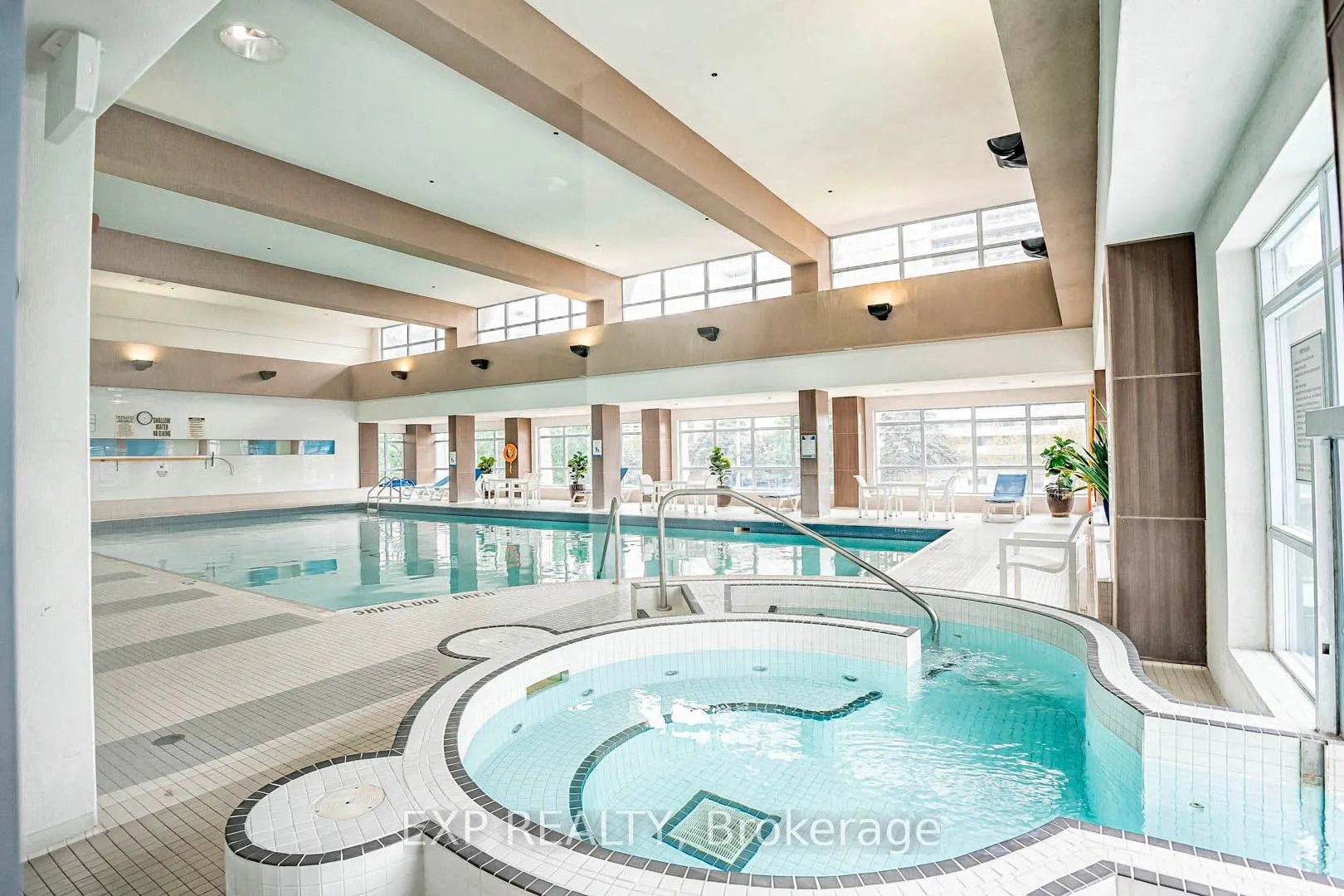 33 Elm Drive W, #310