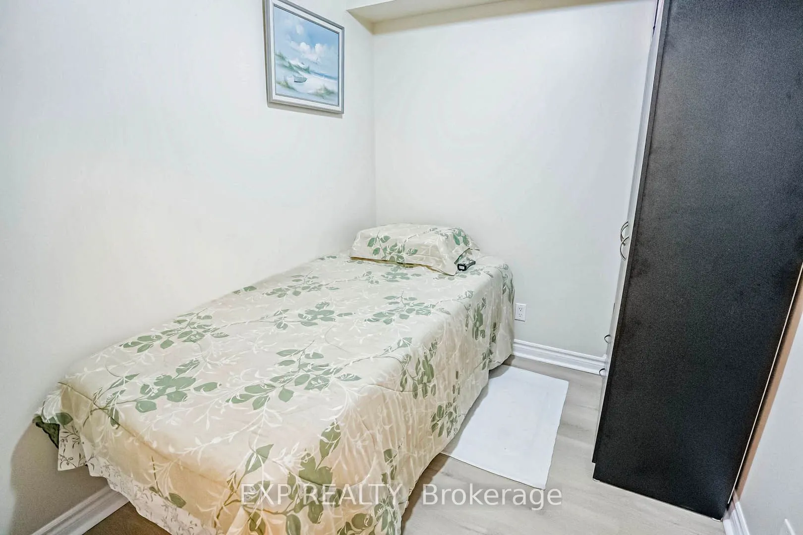 33 Elm Drive W, #310
