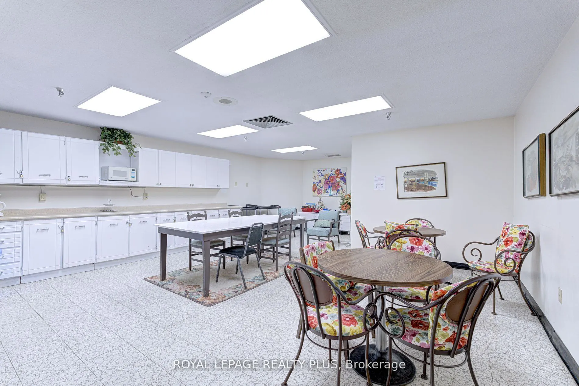 1333 Bloor Street, #708