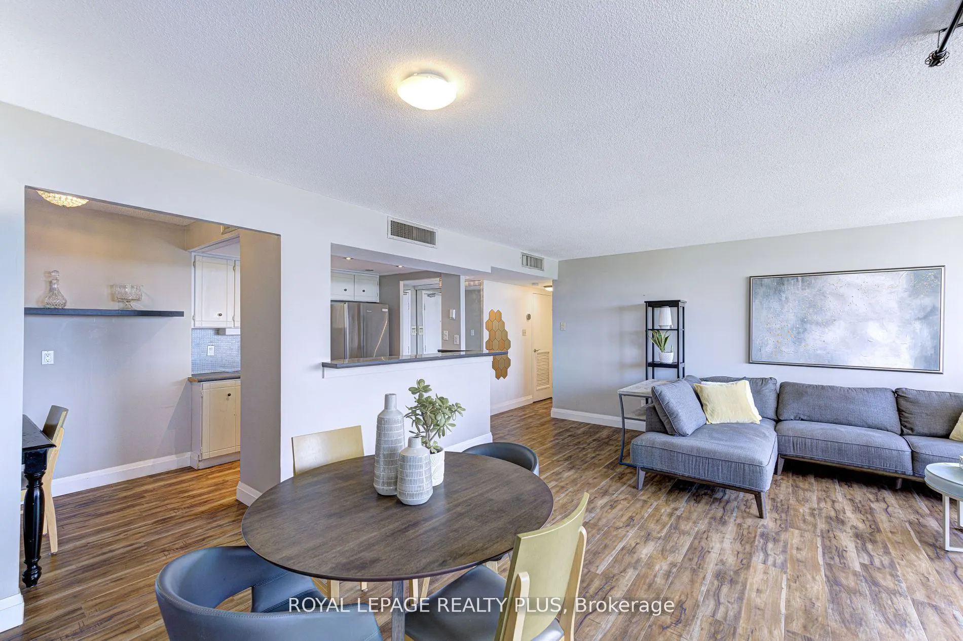 1333 Bloor Street, #708