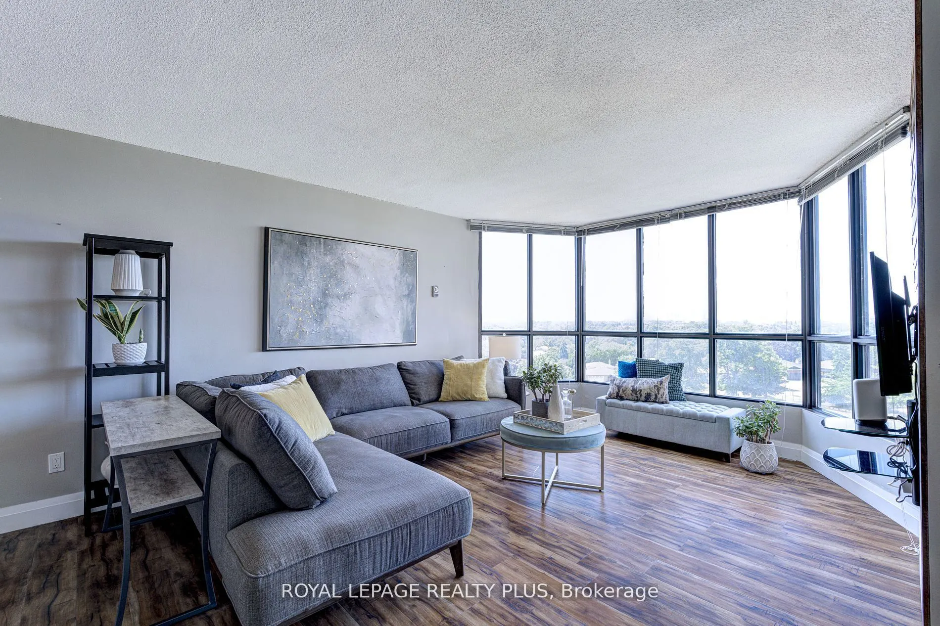 1333 Bloor Street, #708